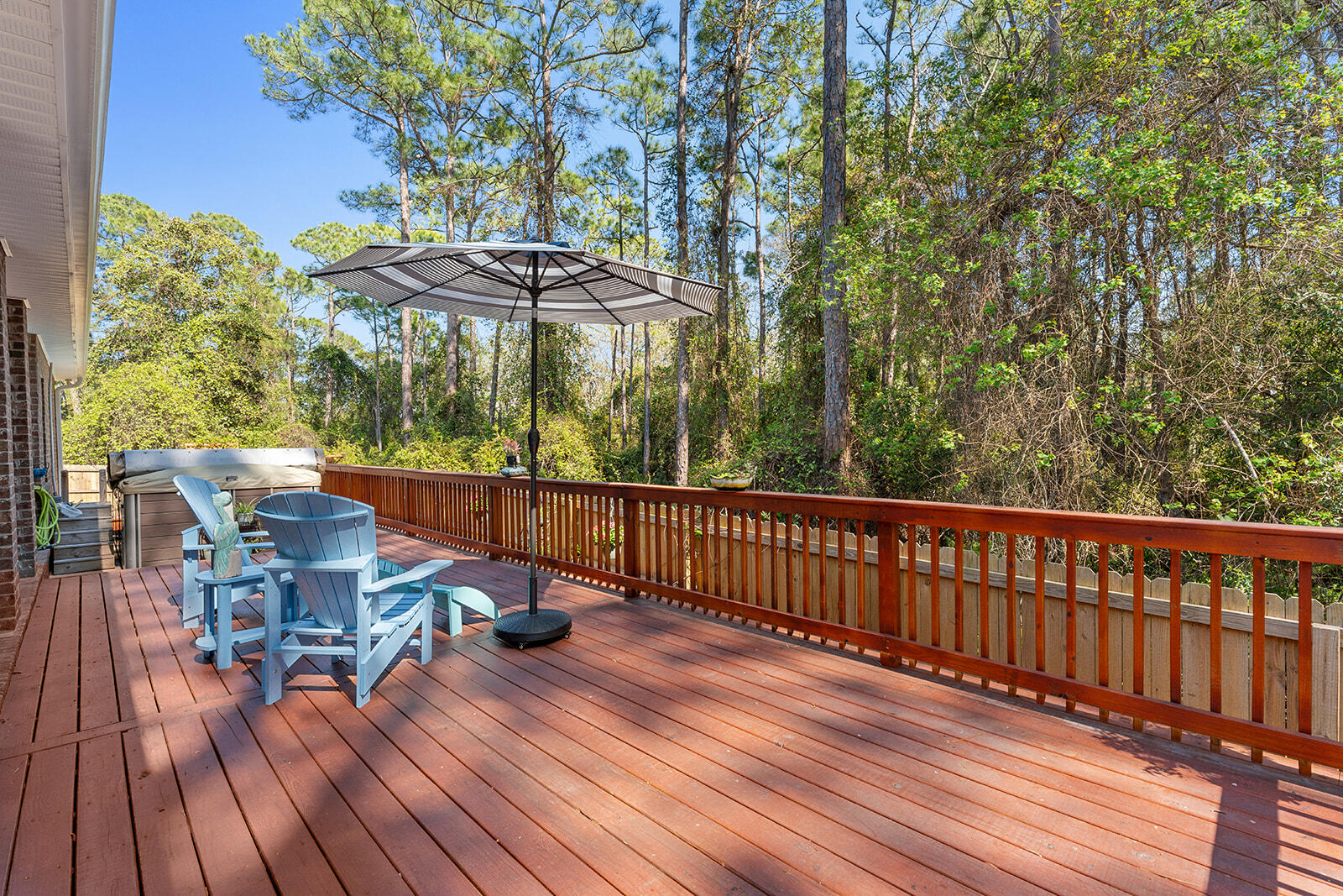 LAKE LORRAINE ESTATES - Residential