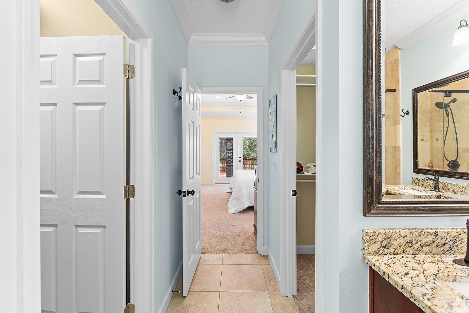 LAKE LORRAINE ESTATES - Residential