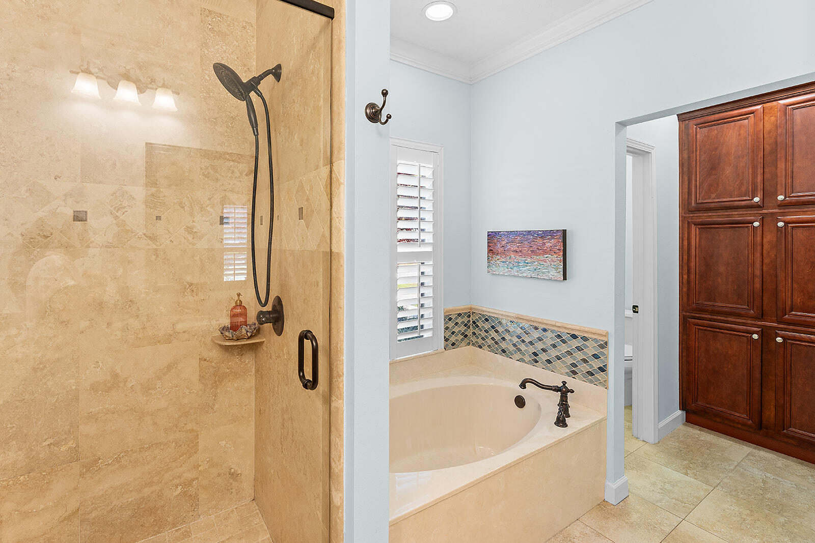 LAKE LORRAINE ESTATES - Residential