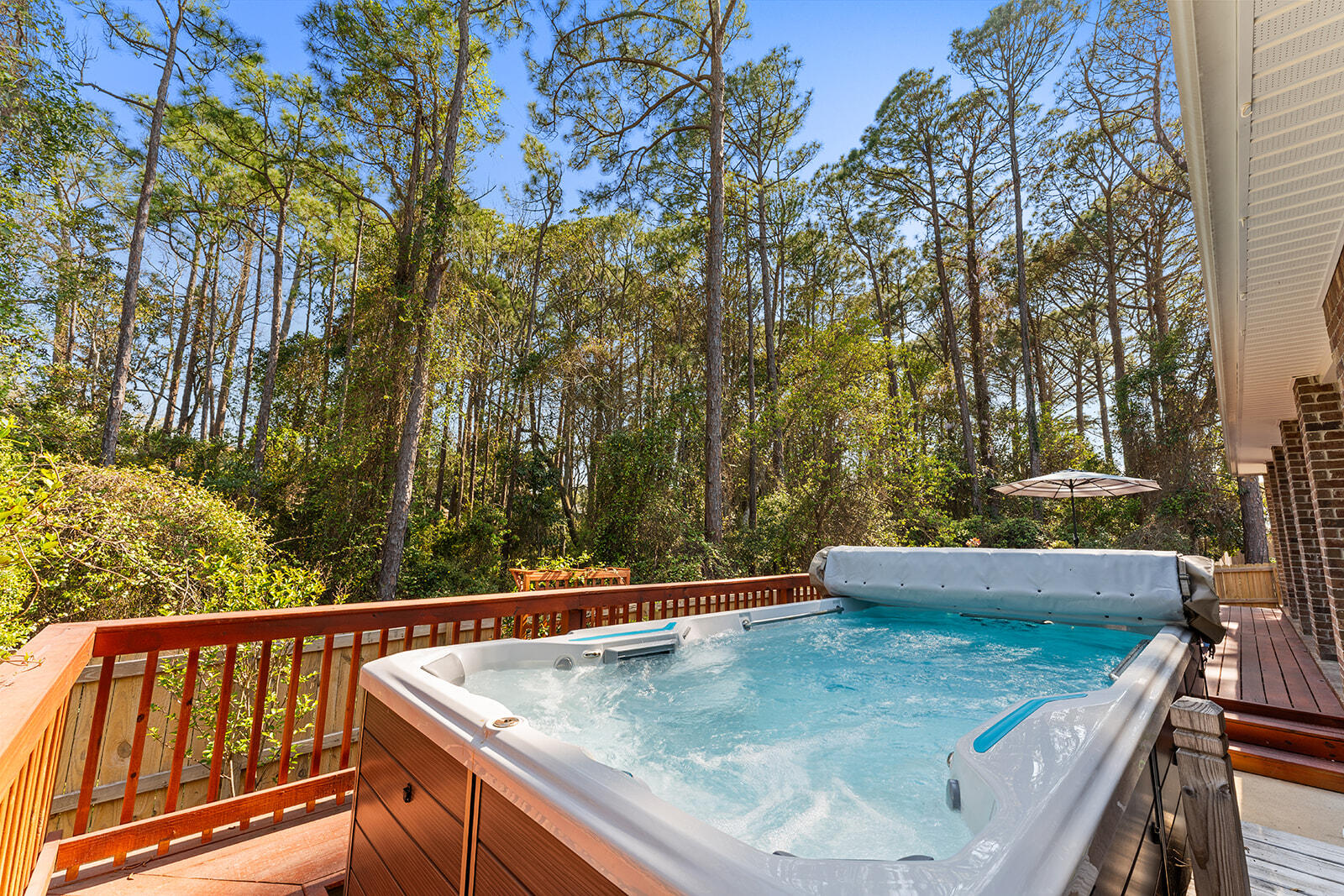 LAKE LORRAINE ESTATES - Residential