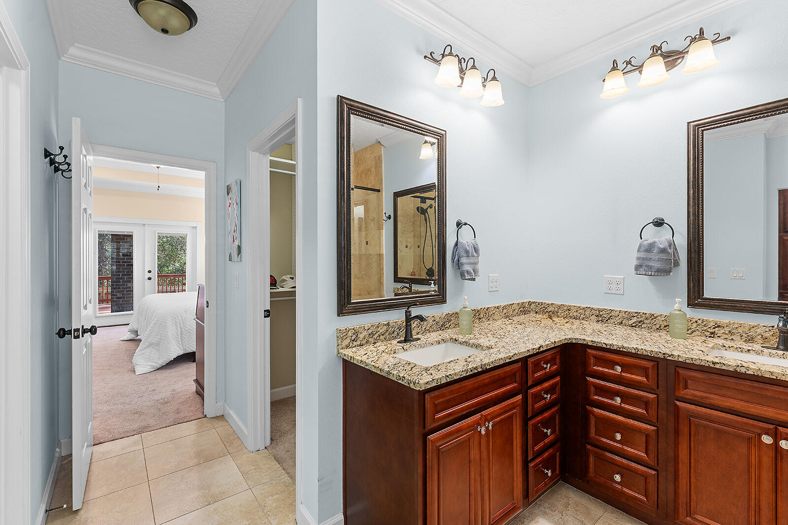 LAKE LORRAINE ESTATES - Residential