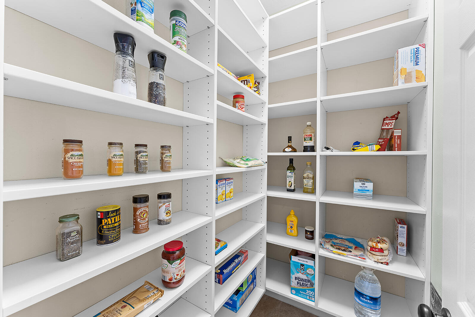 LAKE LORRAINE ESTATES - Residential