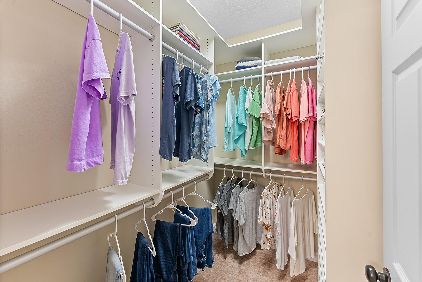 LAKE LORRAINE ESTATES - Residential