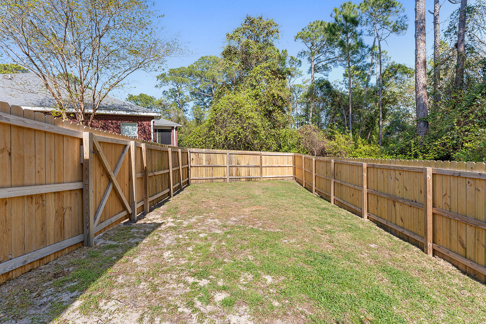 LAKE LORRAINE ESTATES - Residential