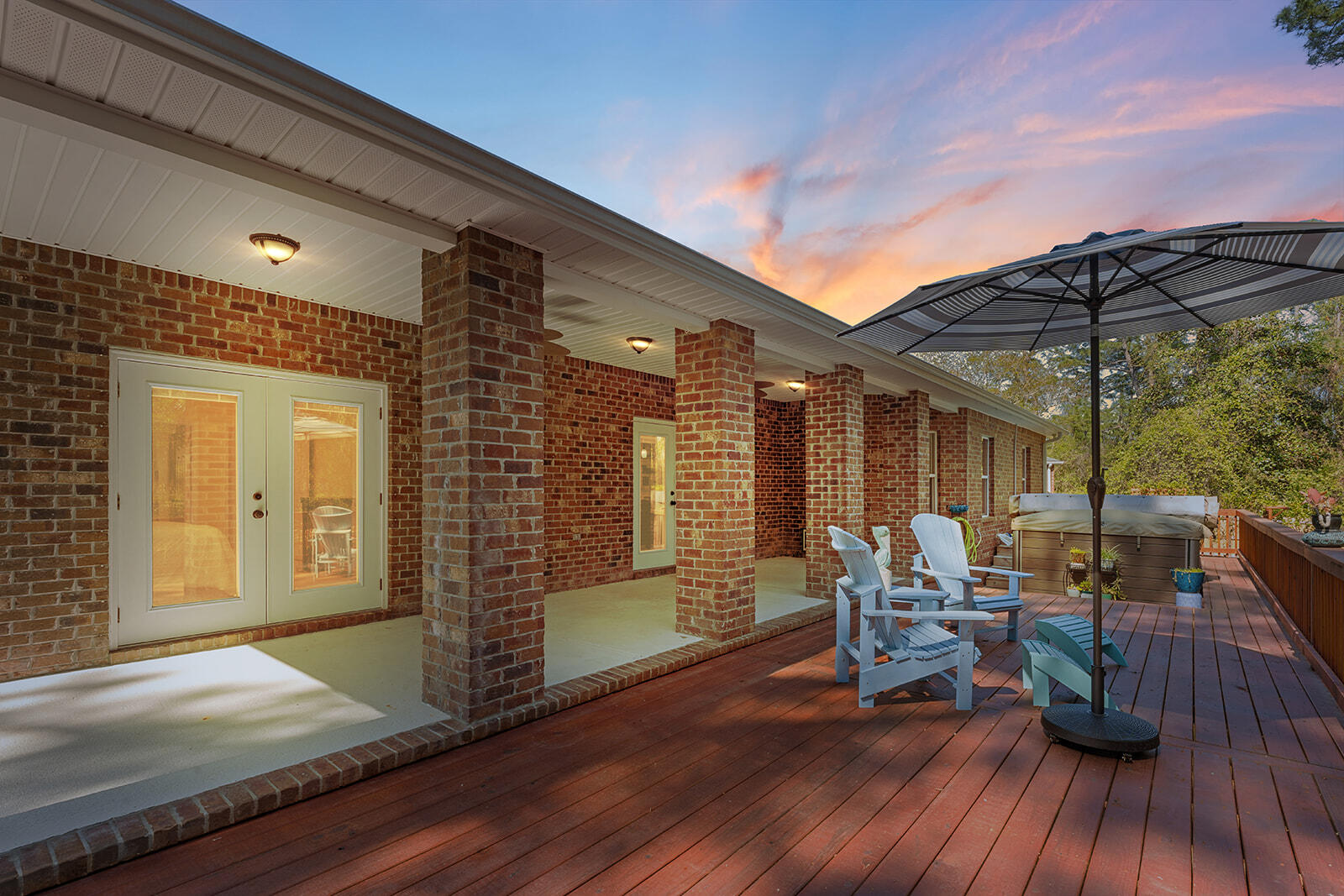 LAKE LORRAINE ESTATES - Residential