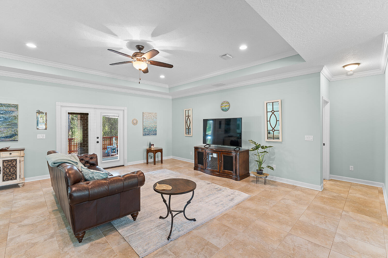 LAKE LORRAINE ESTATES - Residential