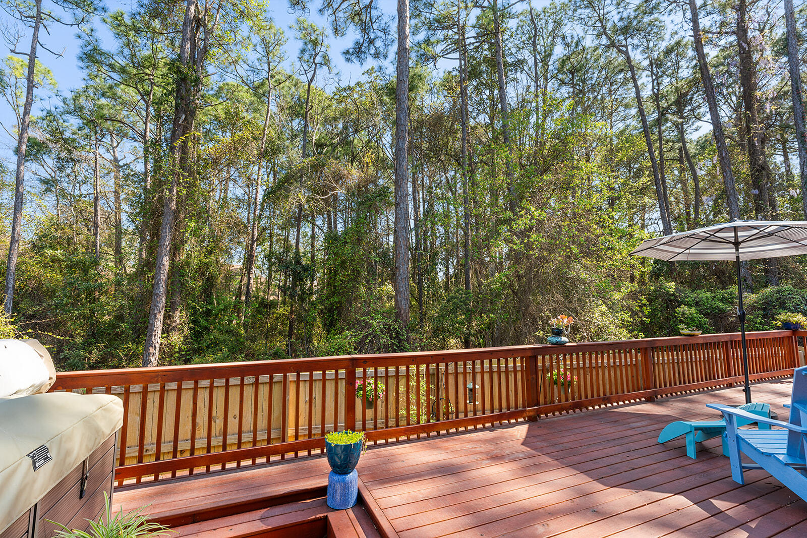 LAKE LORRAINE ESTATES - Residential