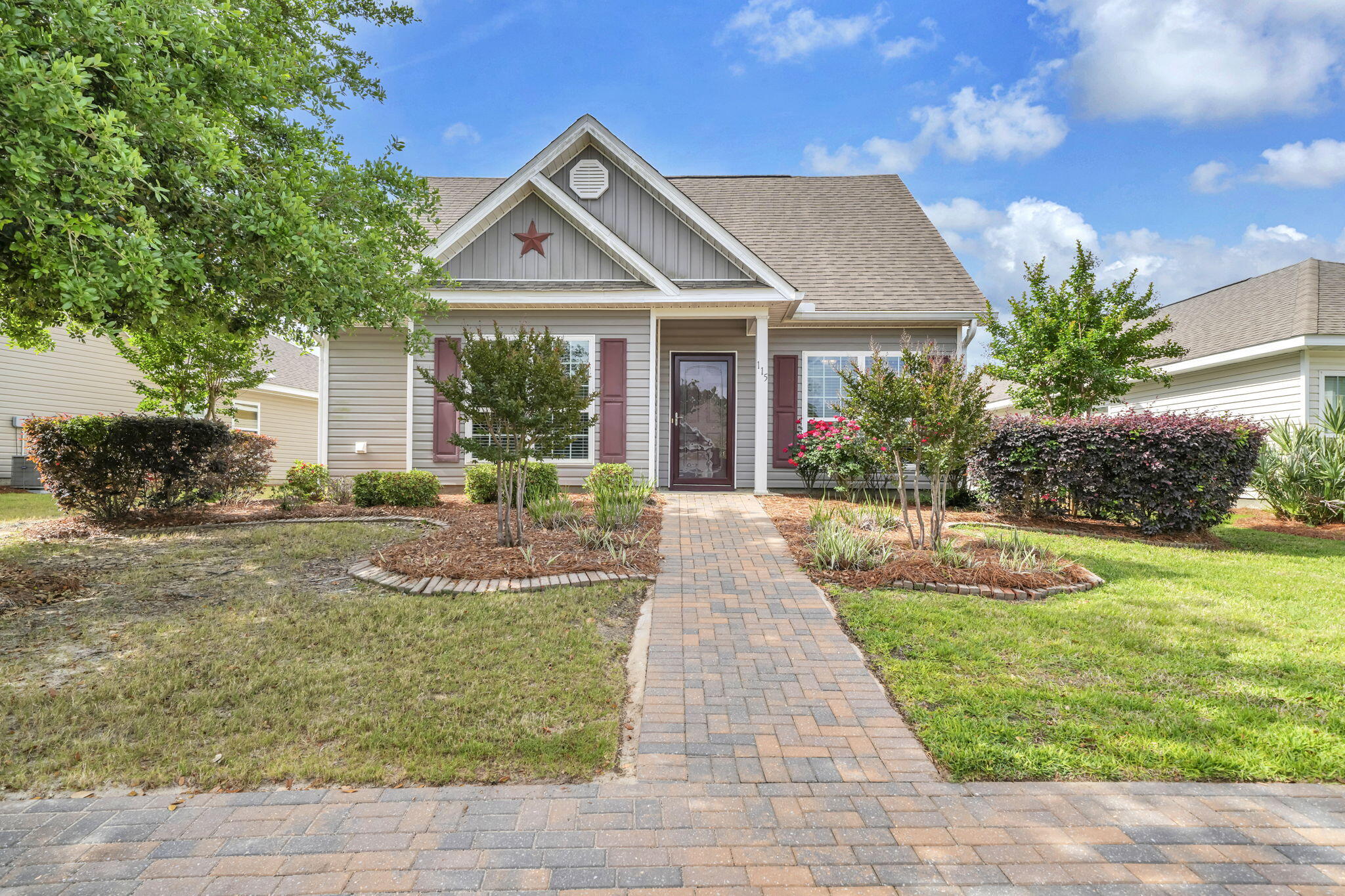 HAMMOCK BAY - Residential