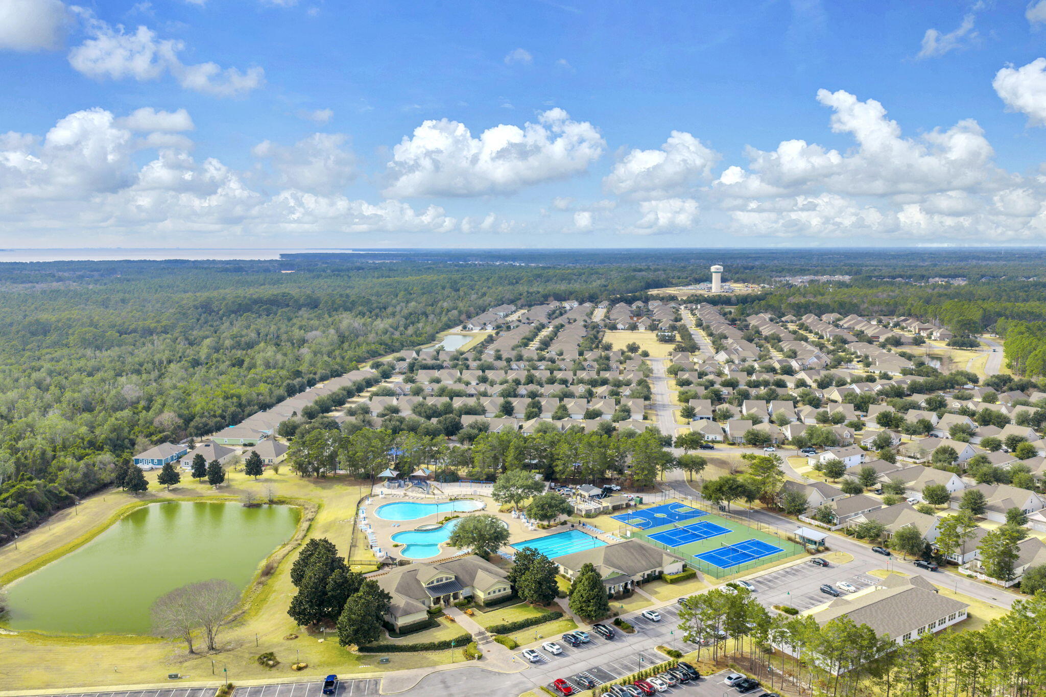 HAMMOCK BAY - Residential