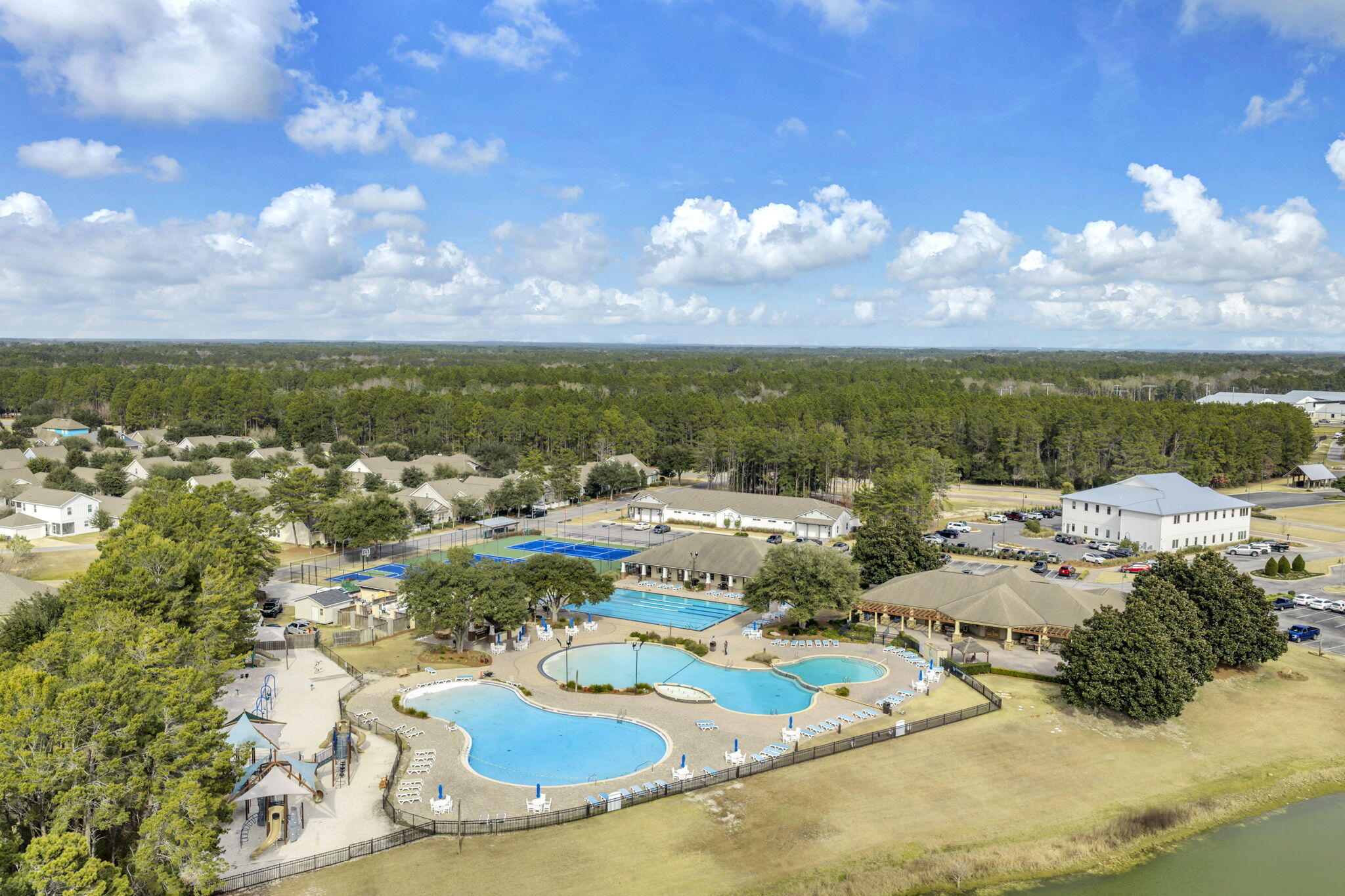 HAMMOCK BAY - Residential