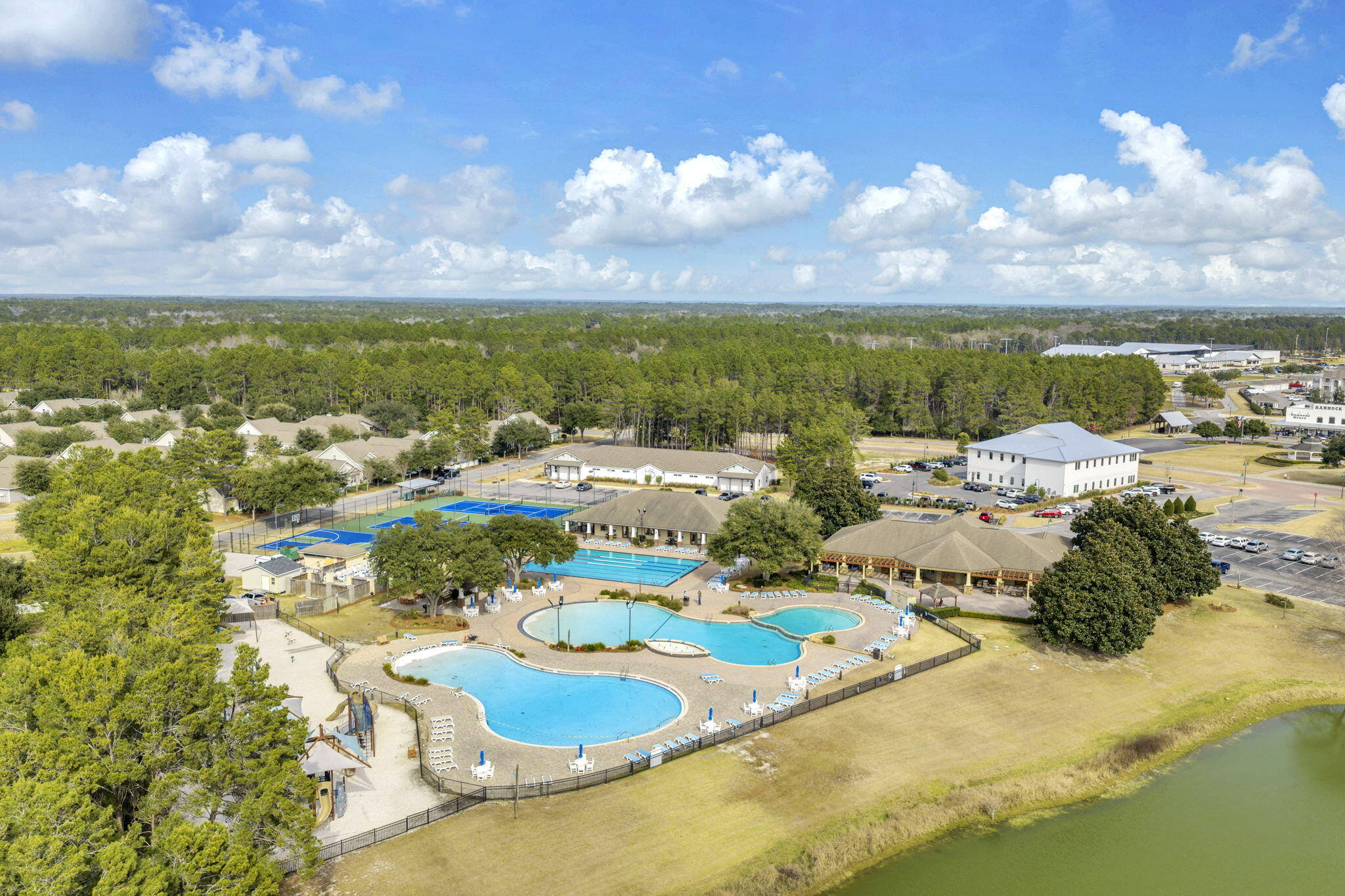 HAMMOCK BAY - Residential