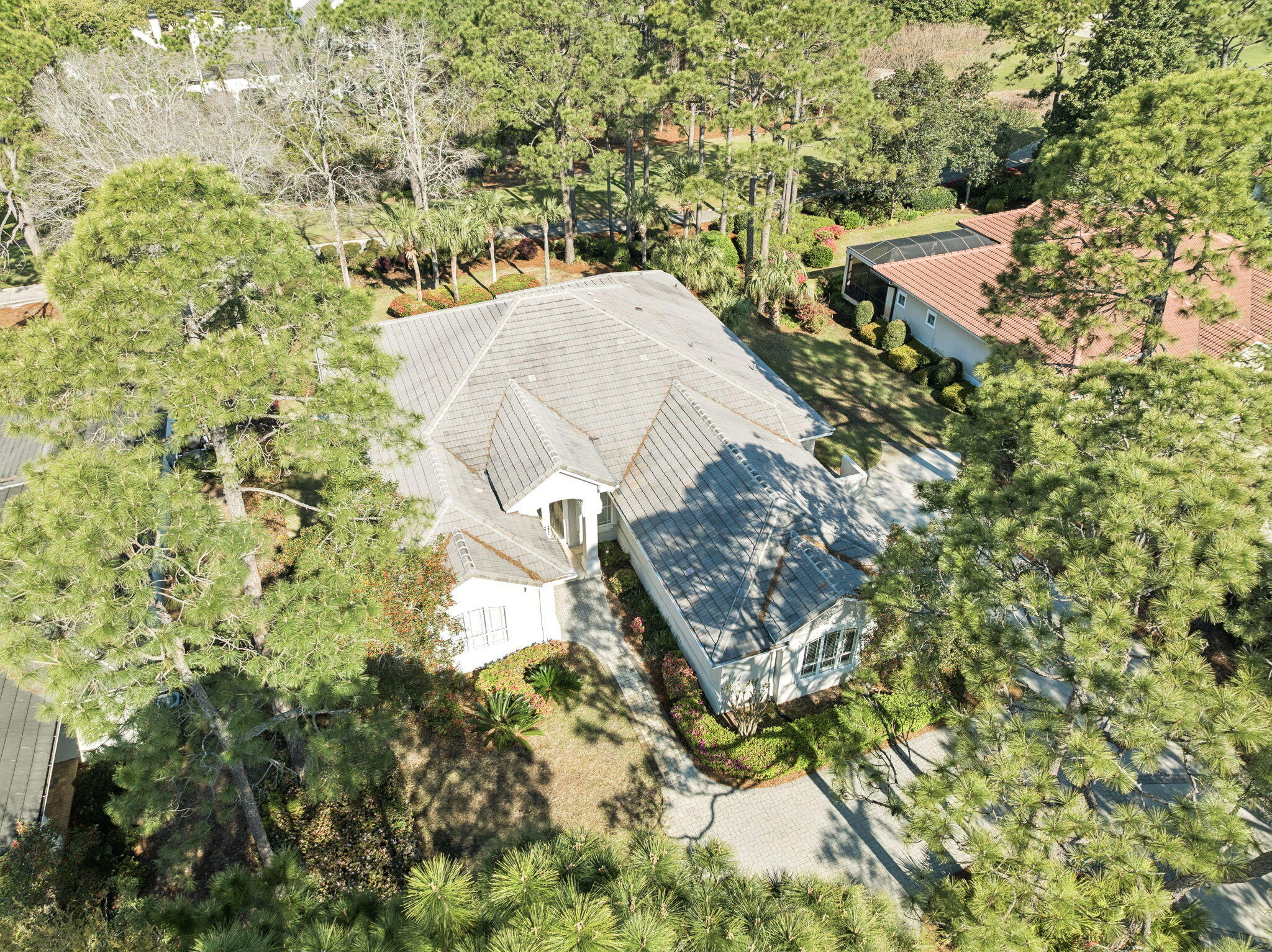 BAYTOWNE AVE EAST - Residential