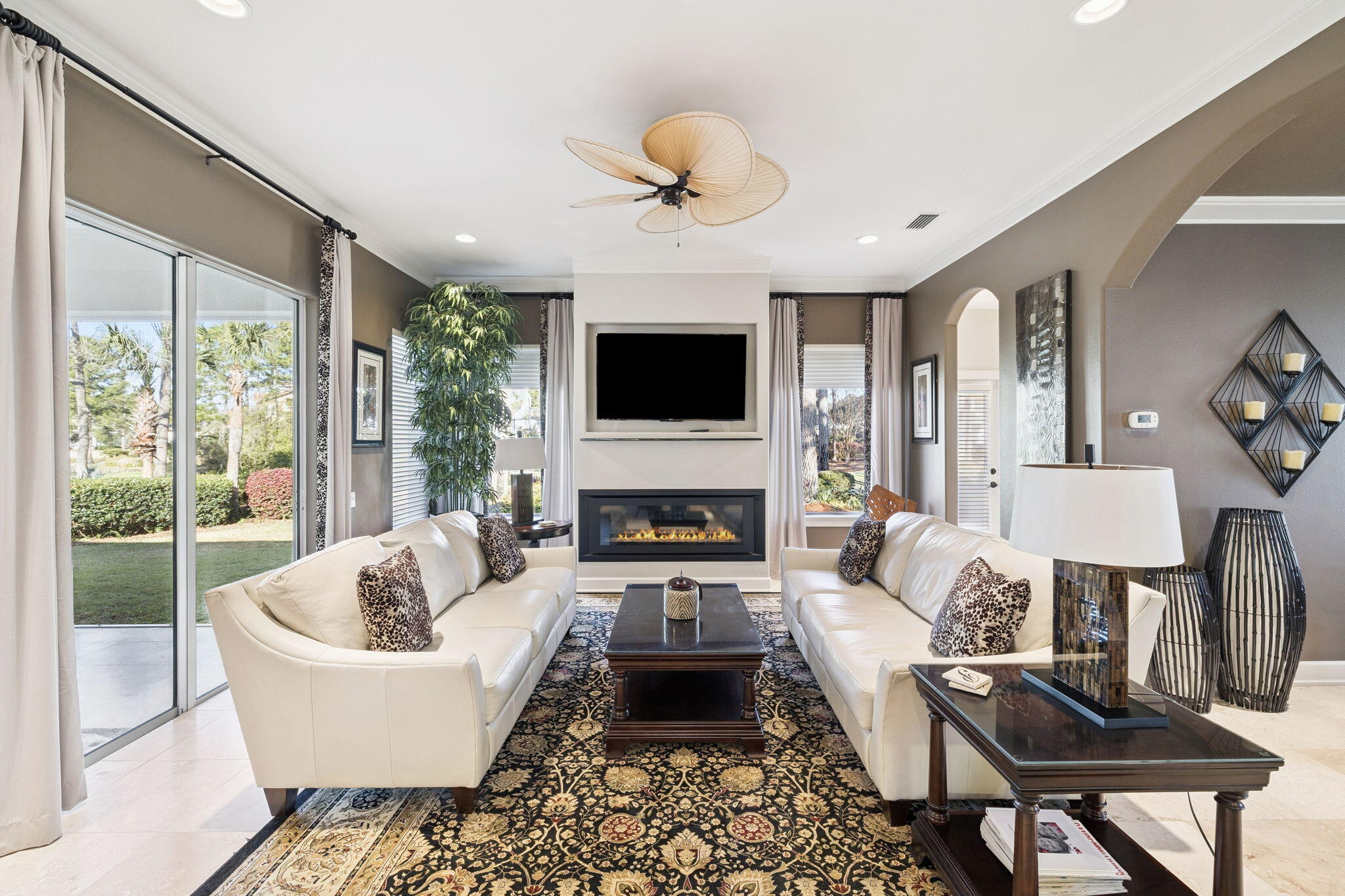 BAYTOWNE AVE EAST - Residential