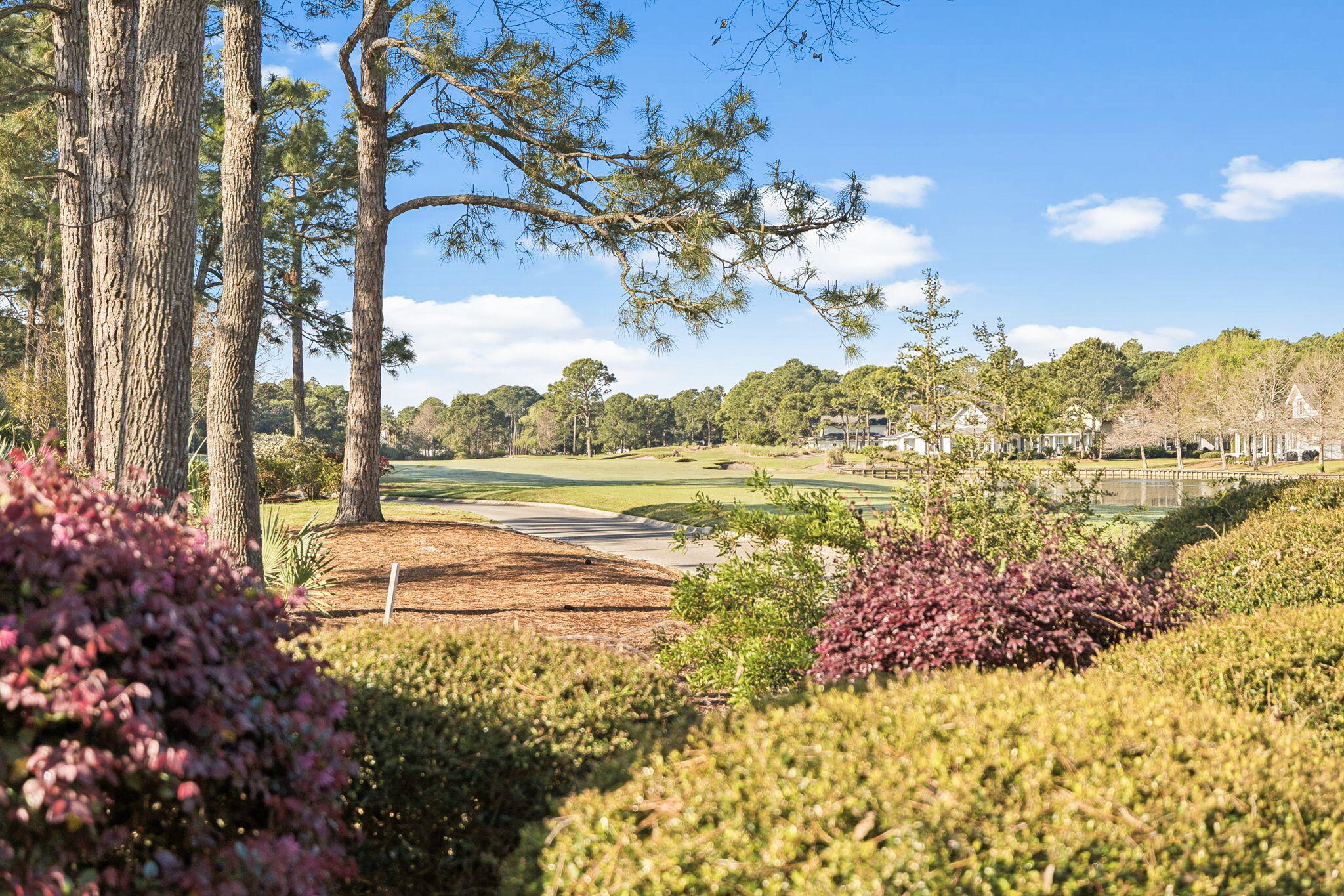 BAYTOWNE AVE EAST - Residential