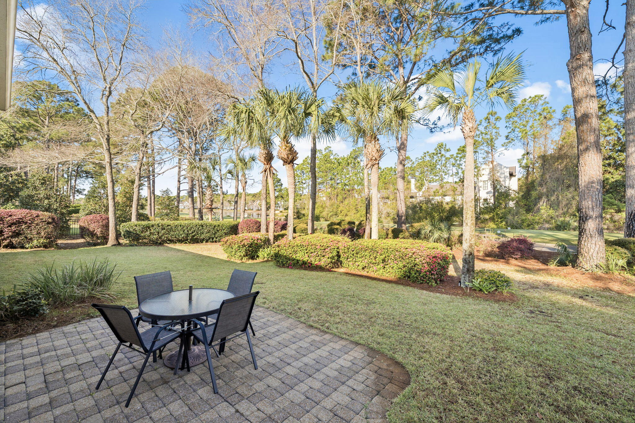 BAYTOWNE AVE EAST - Residential