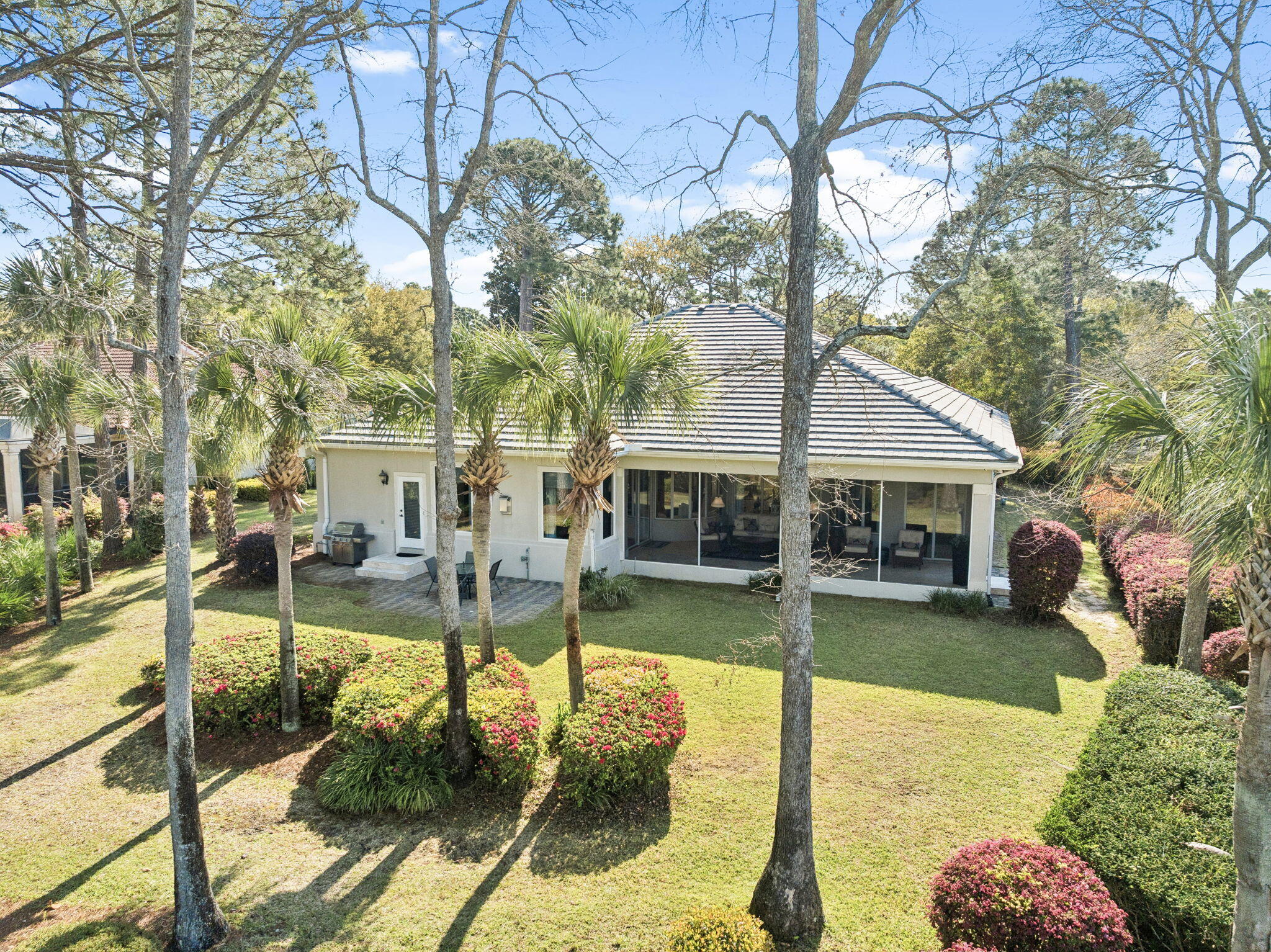 BAYTOWNE AVE EAST - Residential