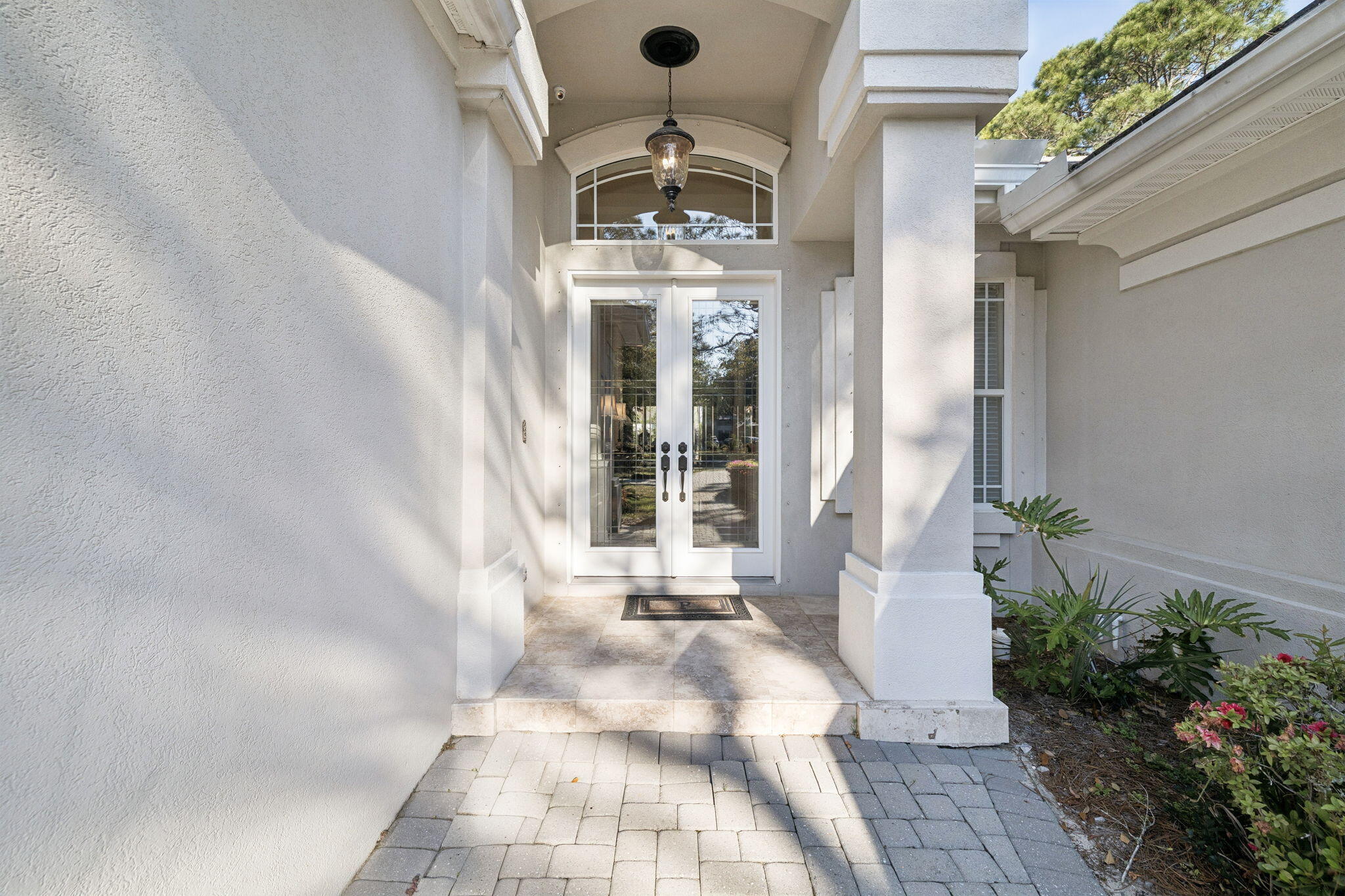 BAYTOWNE AVE EAST - Residential