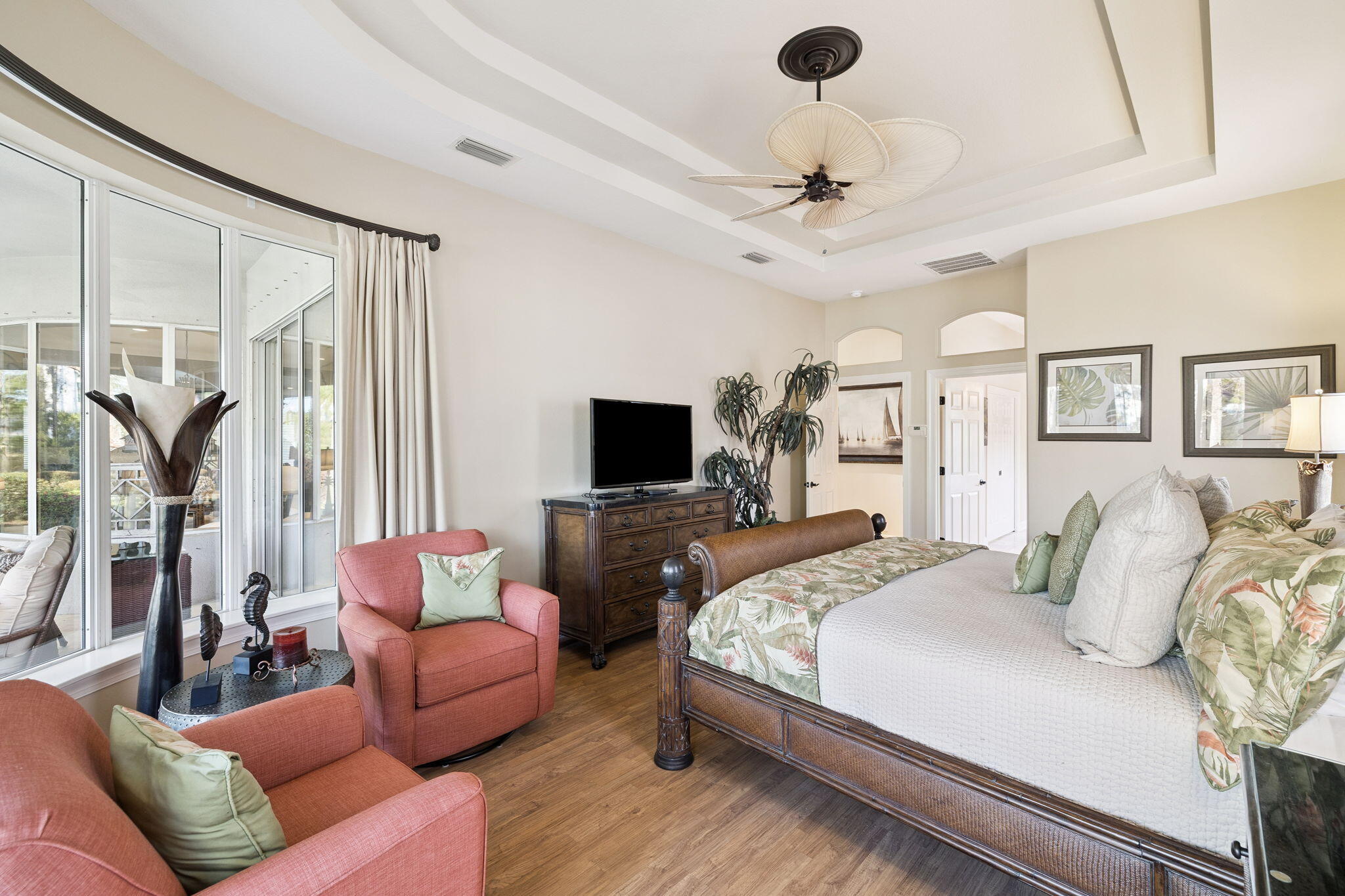 BAYTOWNE AVE EAST - Residential