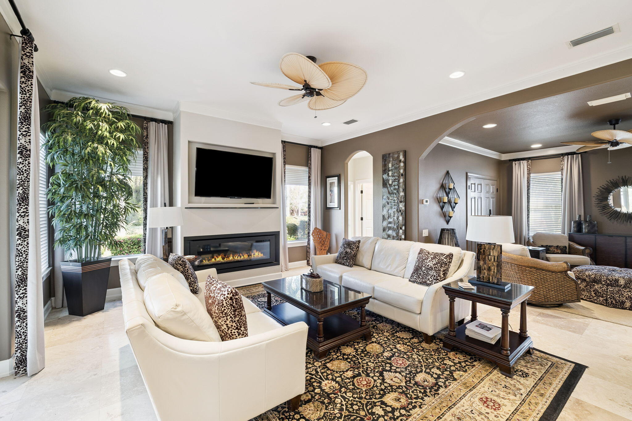 BAYTOWNE AVE EAST - Residential