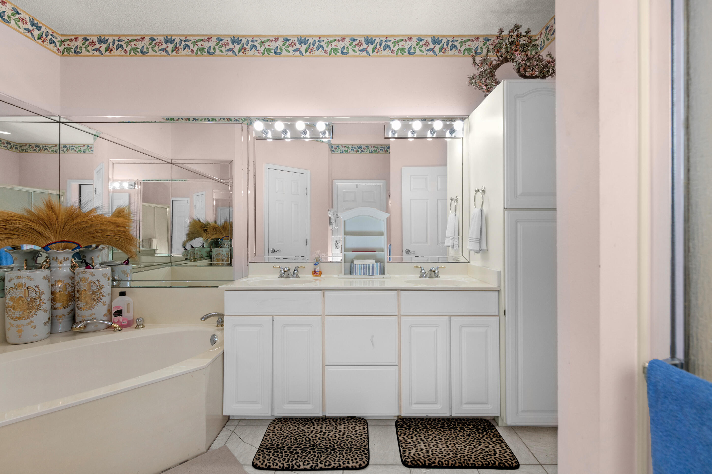 EDGEWOOD ACRES - Residential