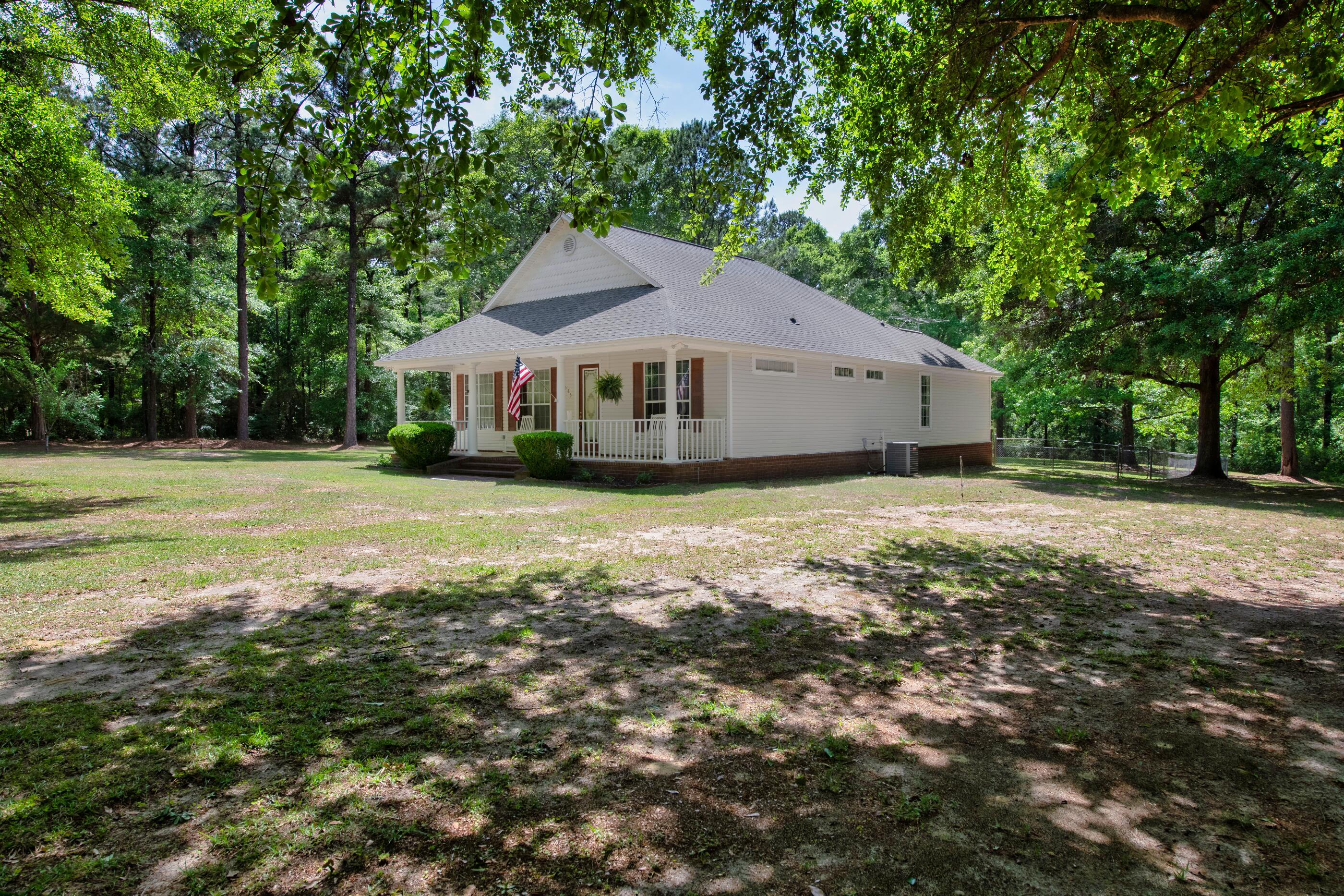 EDGEWOOD ACRES - Residential