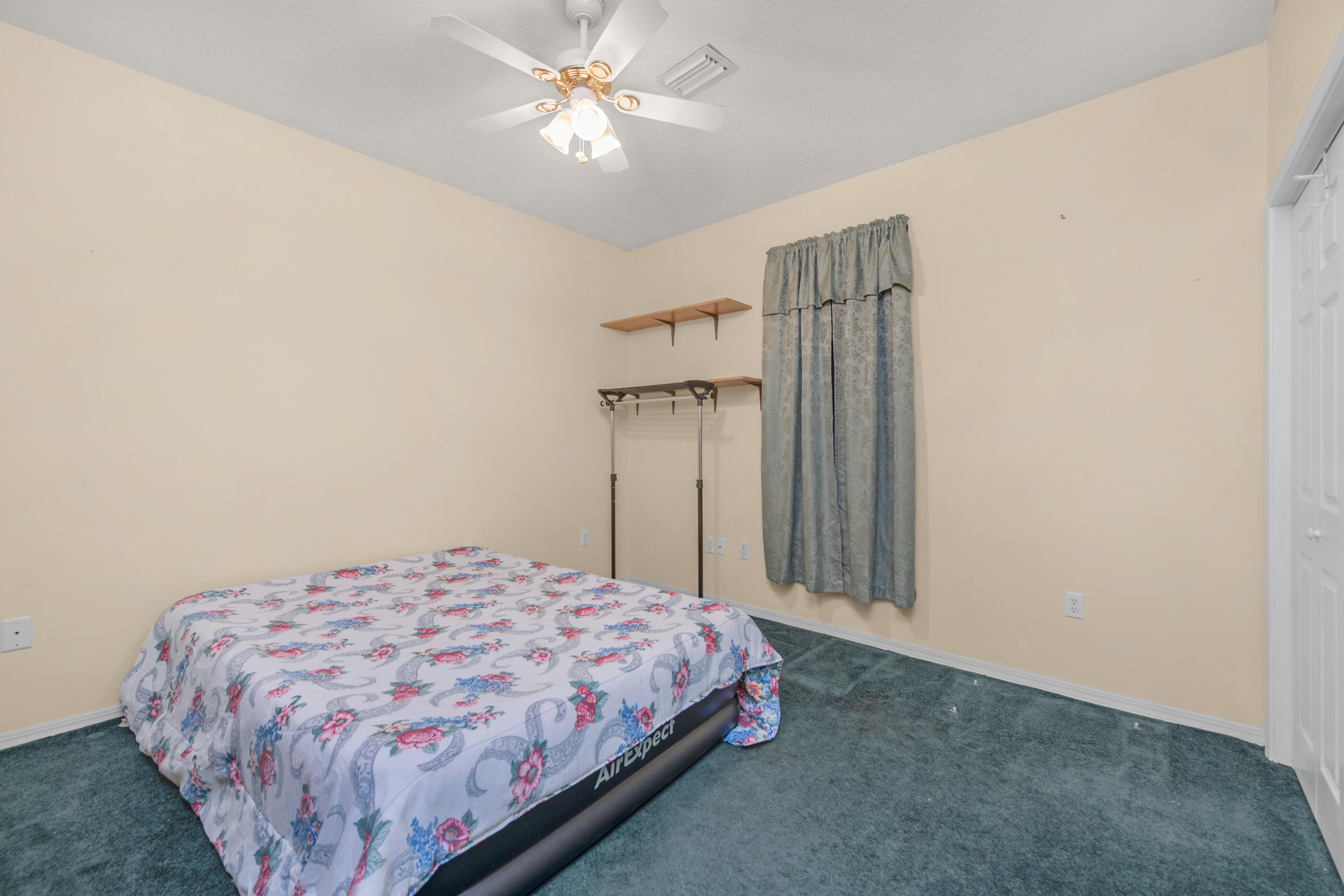 EDGEWOOD ACRES - Residential