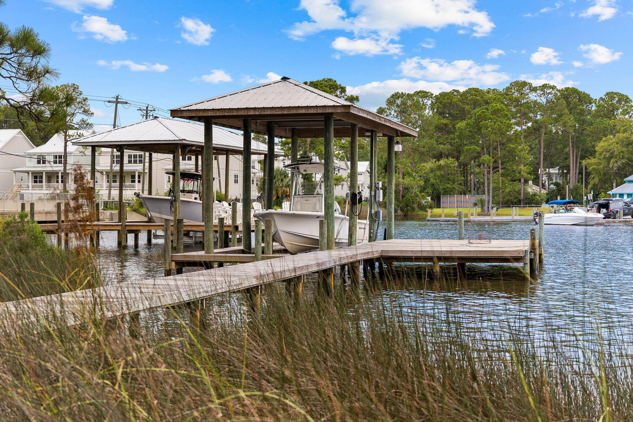 CESSNA LANDING - Residential