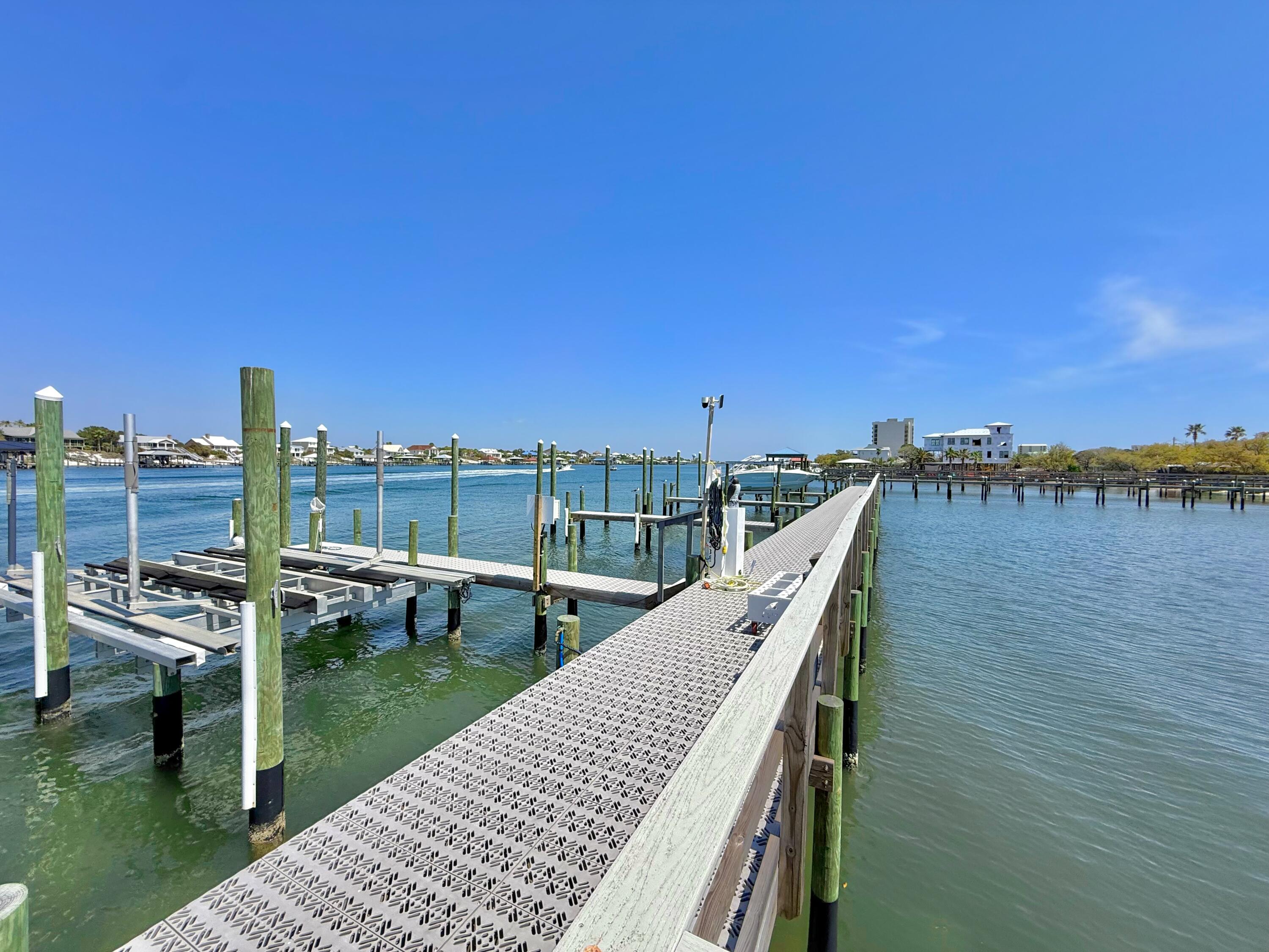 Yacht Harbour - Residential