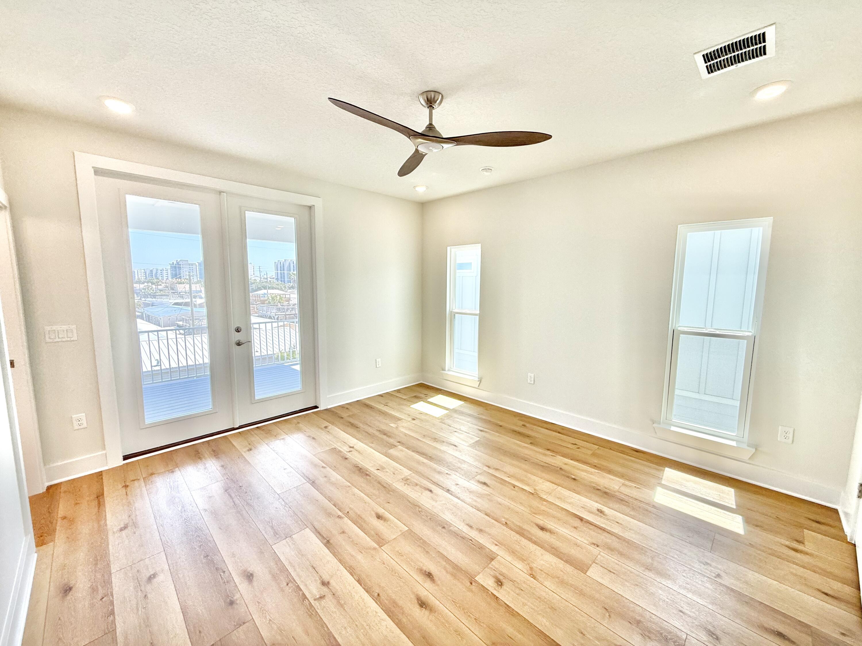 Yacht Harbour - Residential