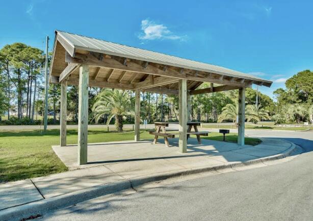 INDIAN LAKE - Residential