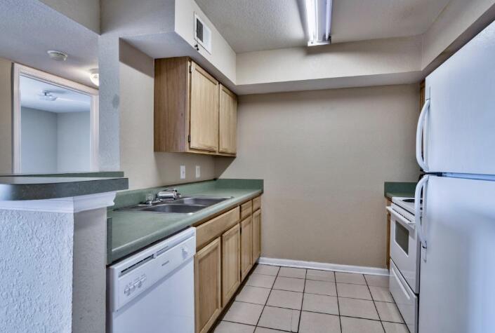 INDIAN LAKE - Residential