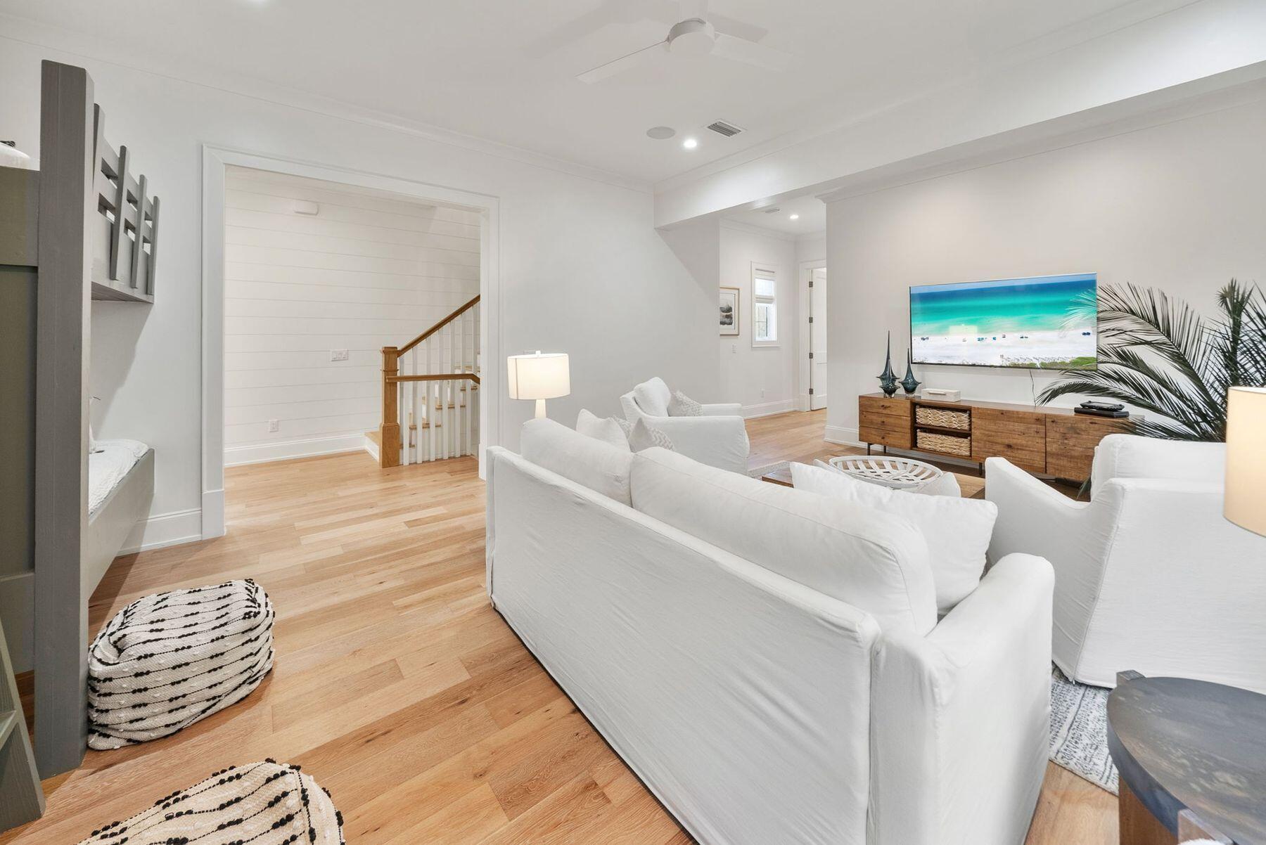 GULF LAKE BEACHES ESTATES - Residential