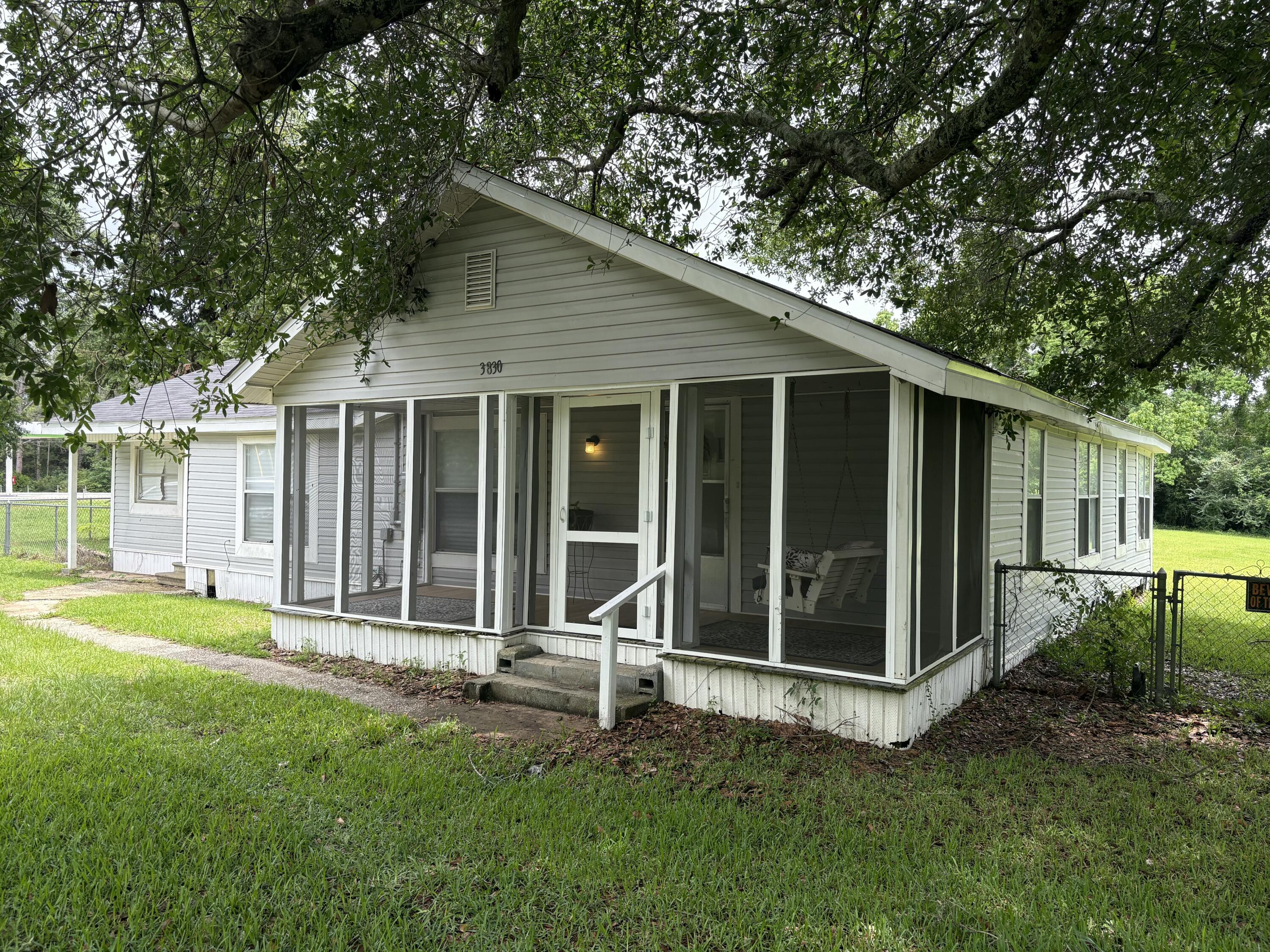 METES & BOUNDS - Residential Lease