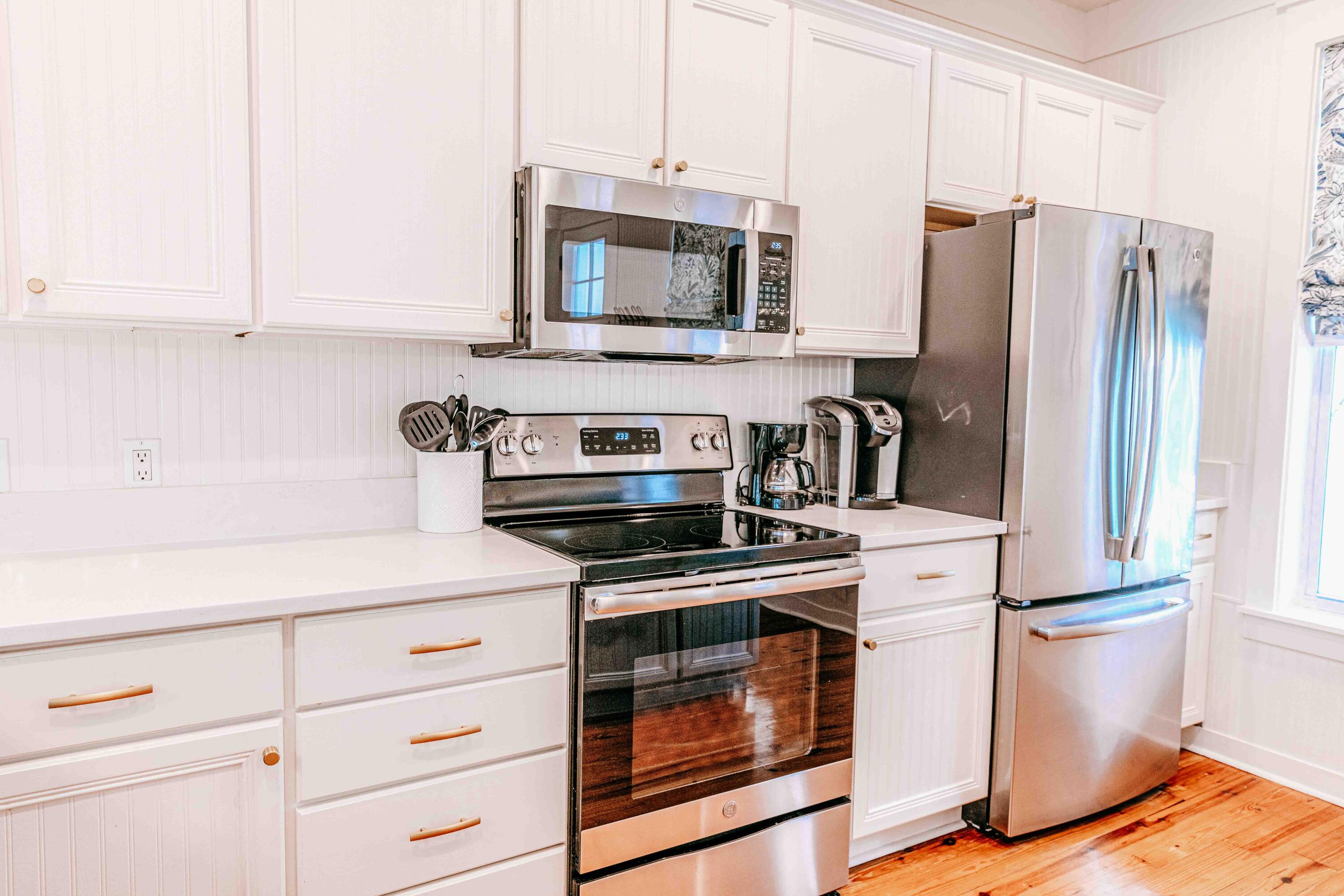 LAUREL GROVE - Residential