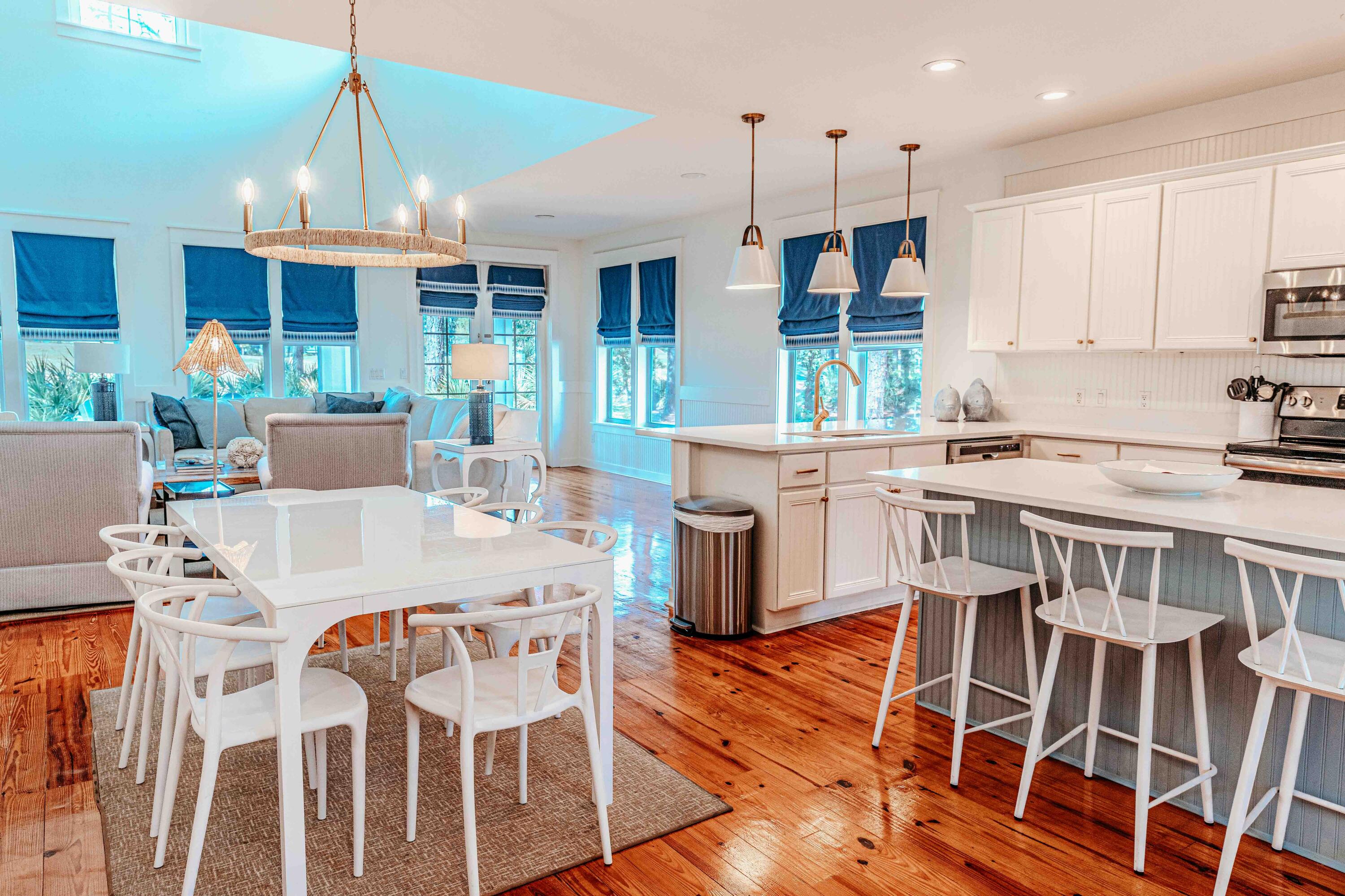 LAUREL GROVE - Residential