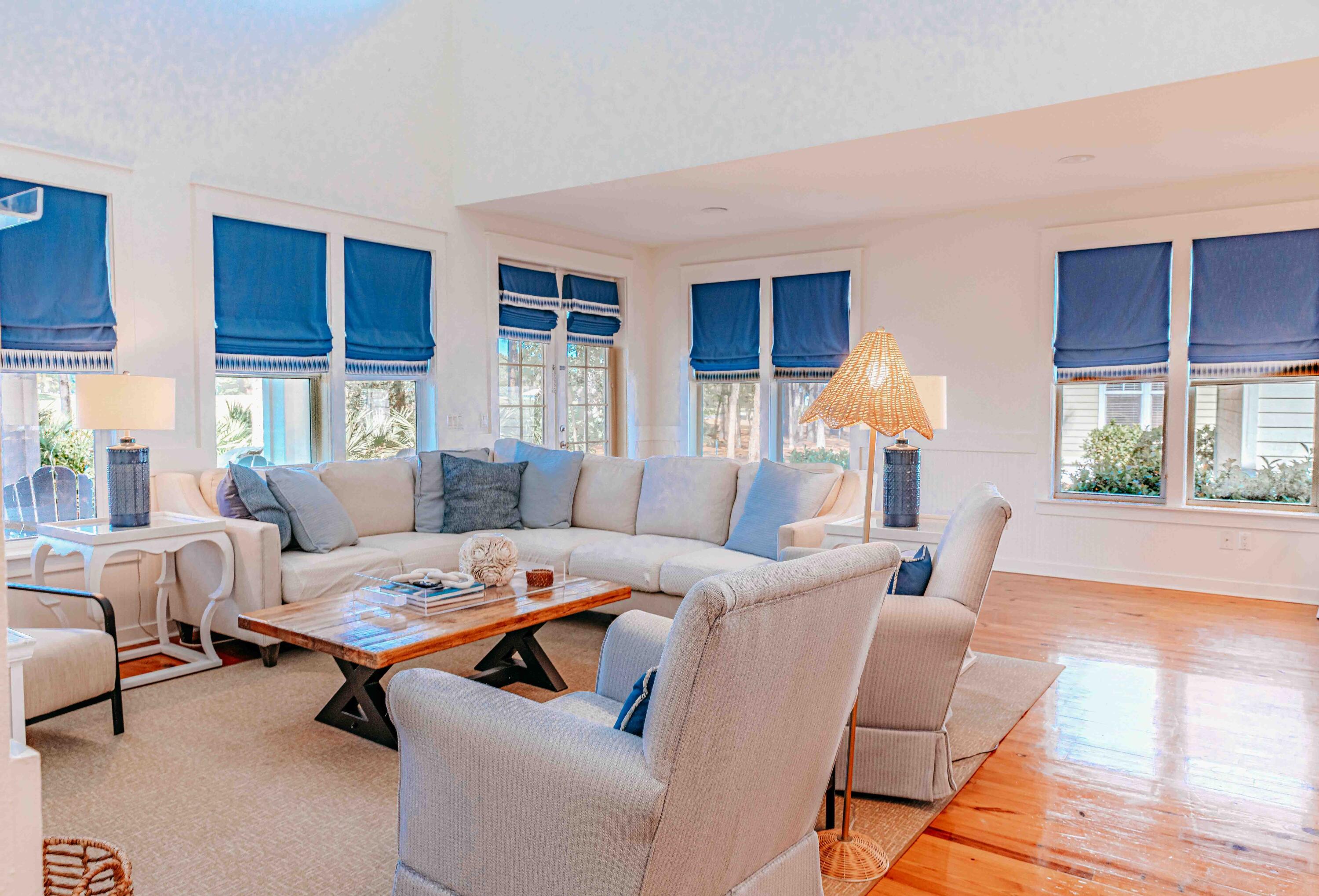 LAUREL GROVE - Residential