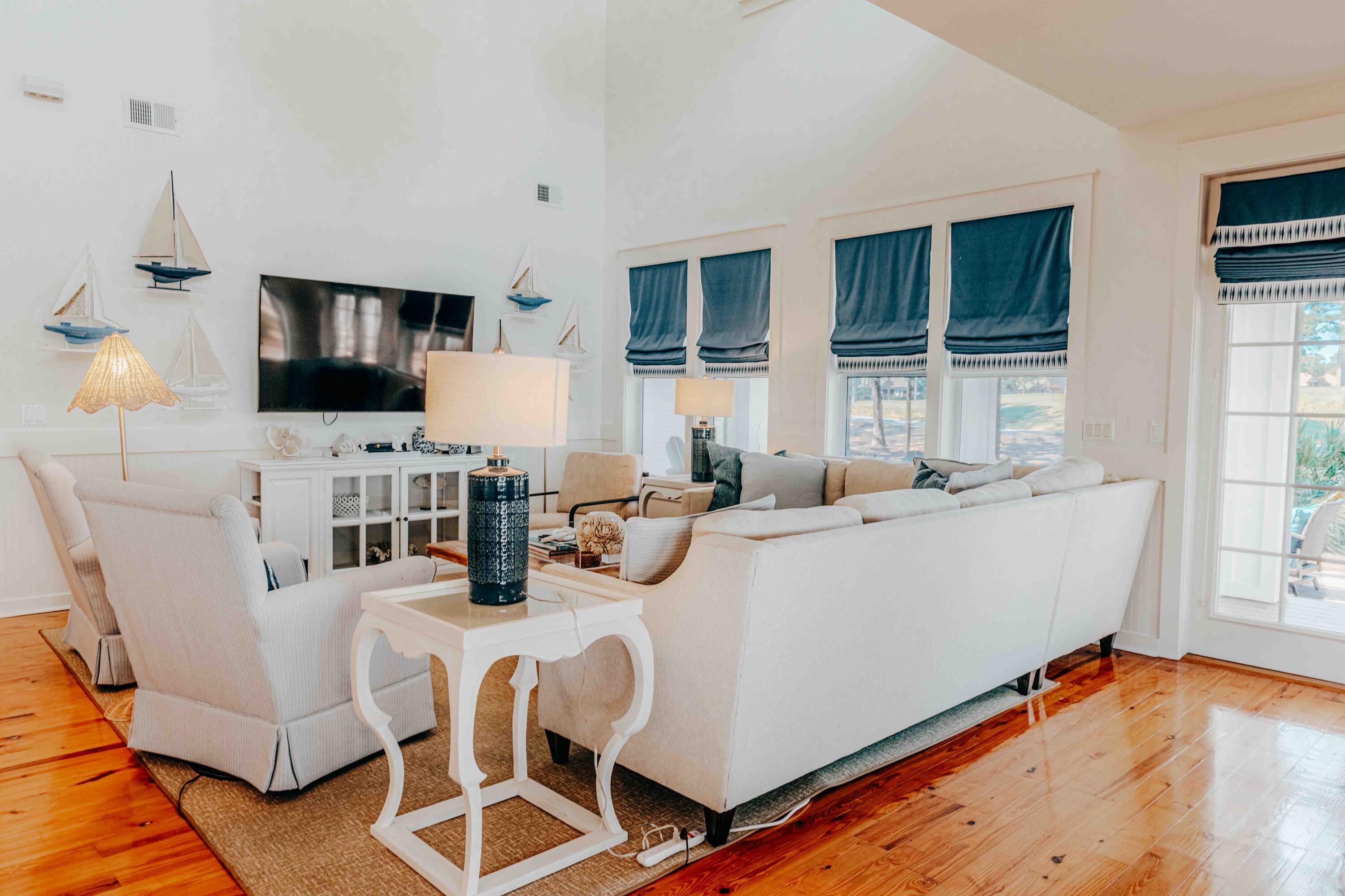 LAUREL GROVE - Residential