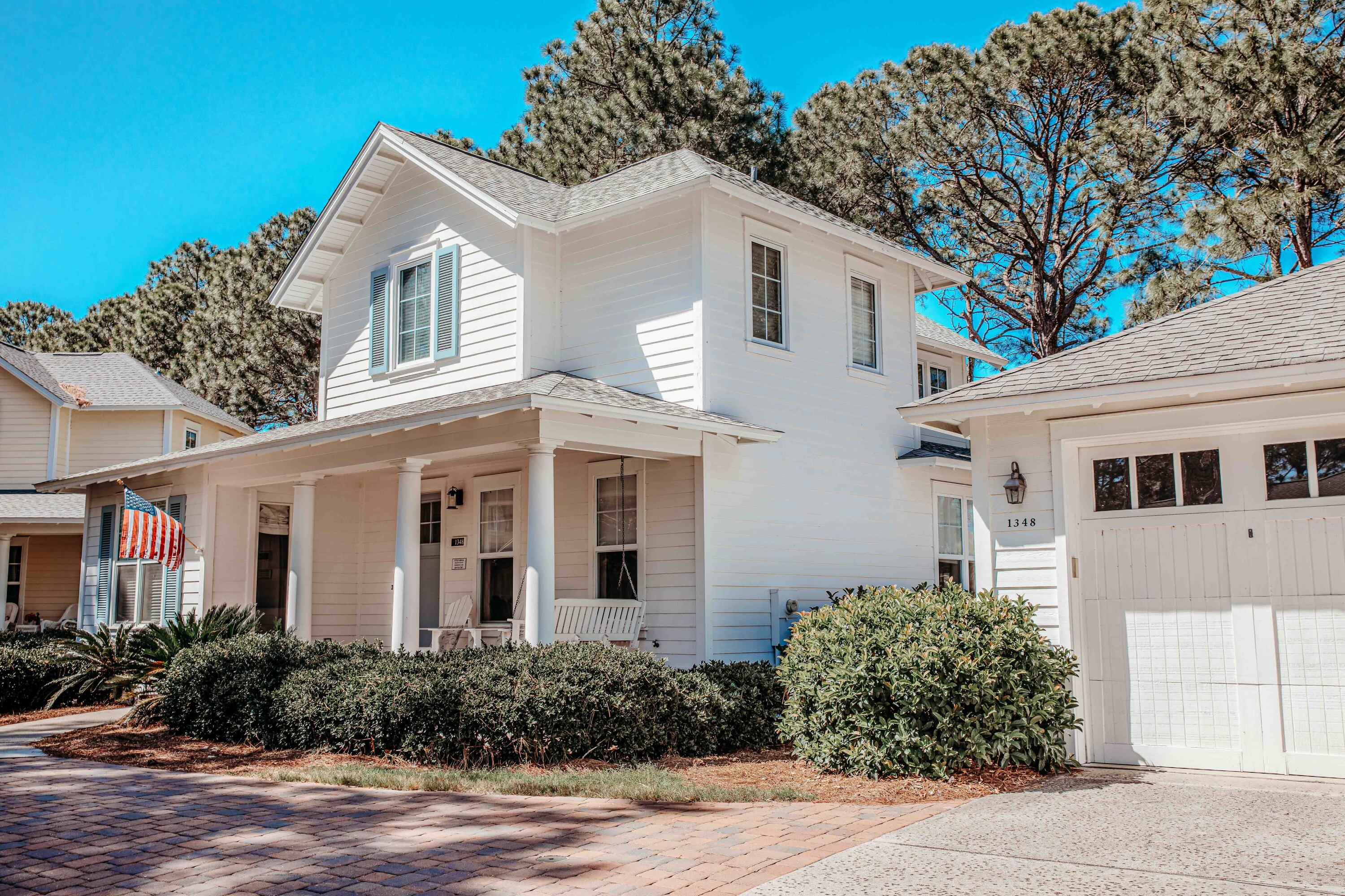 LAUREL GROVE - Residential