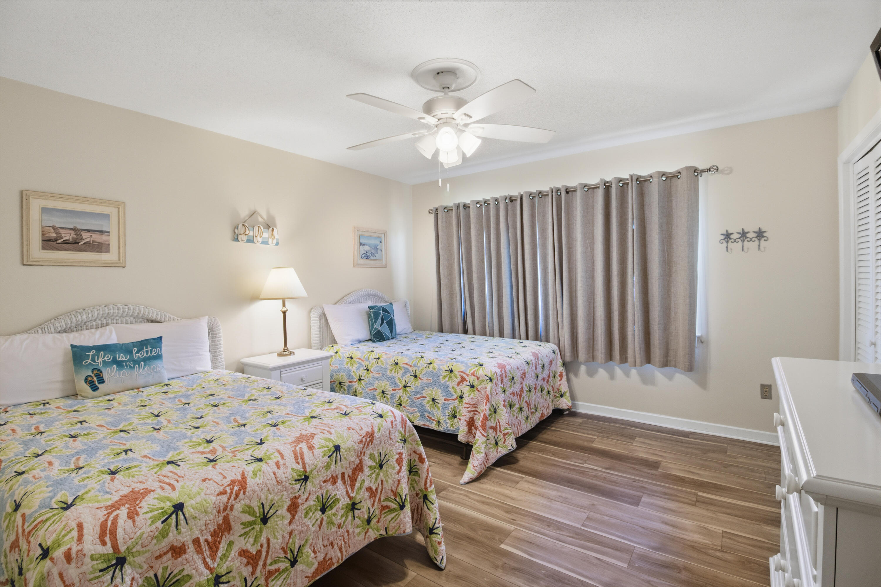 SEASPRAY CONDO - Residential