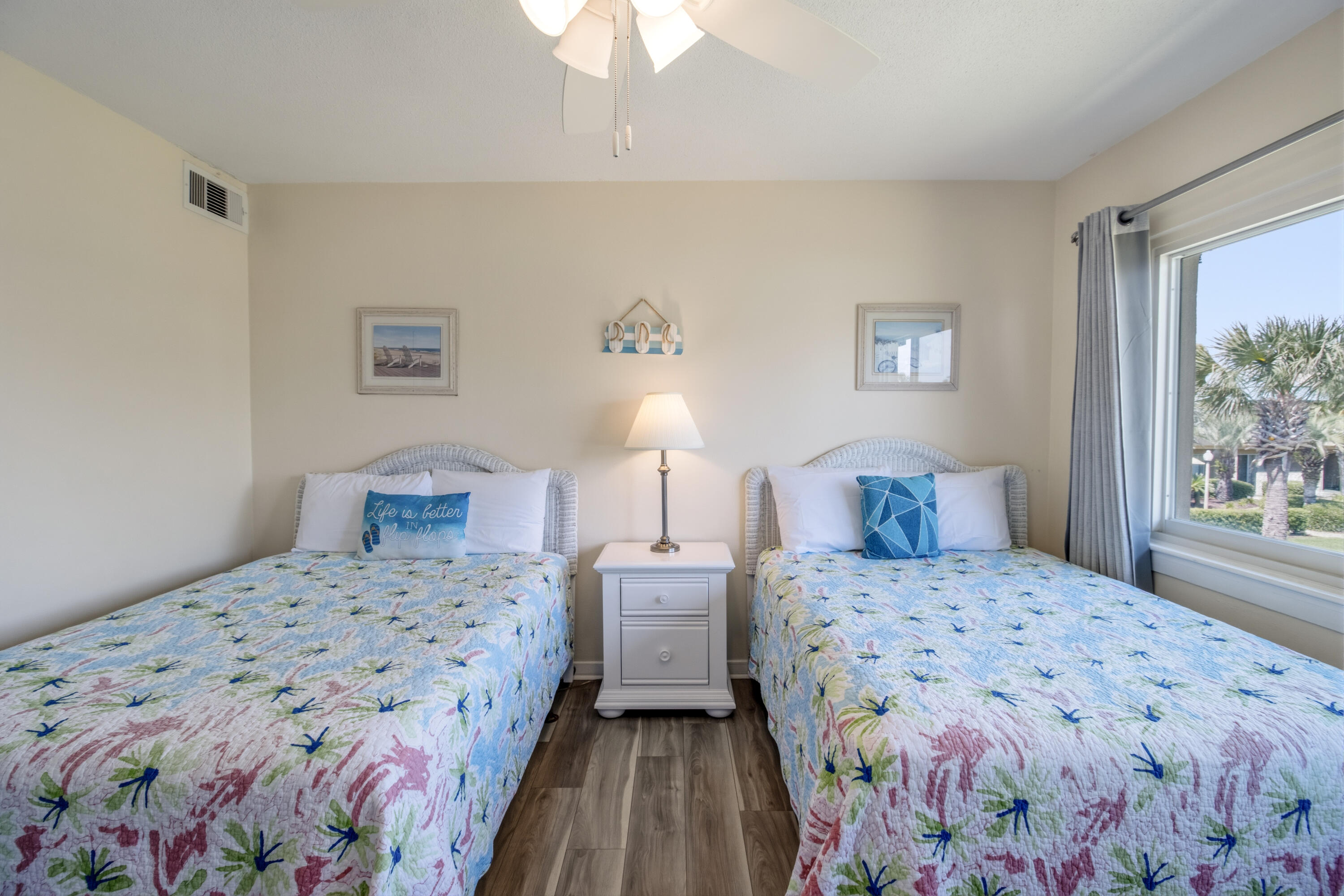 SEASPRAY CONDO - Residential