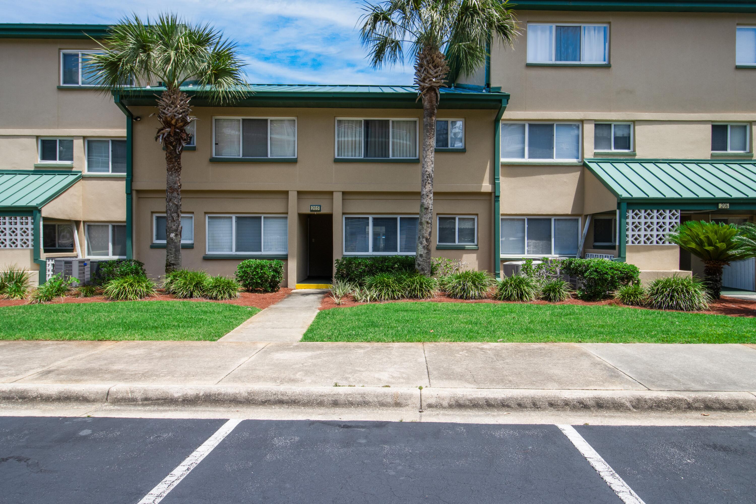 SEASPRAY CONDO - Residential