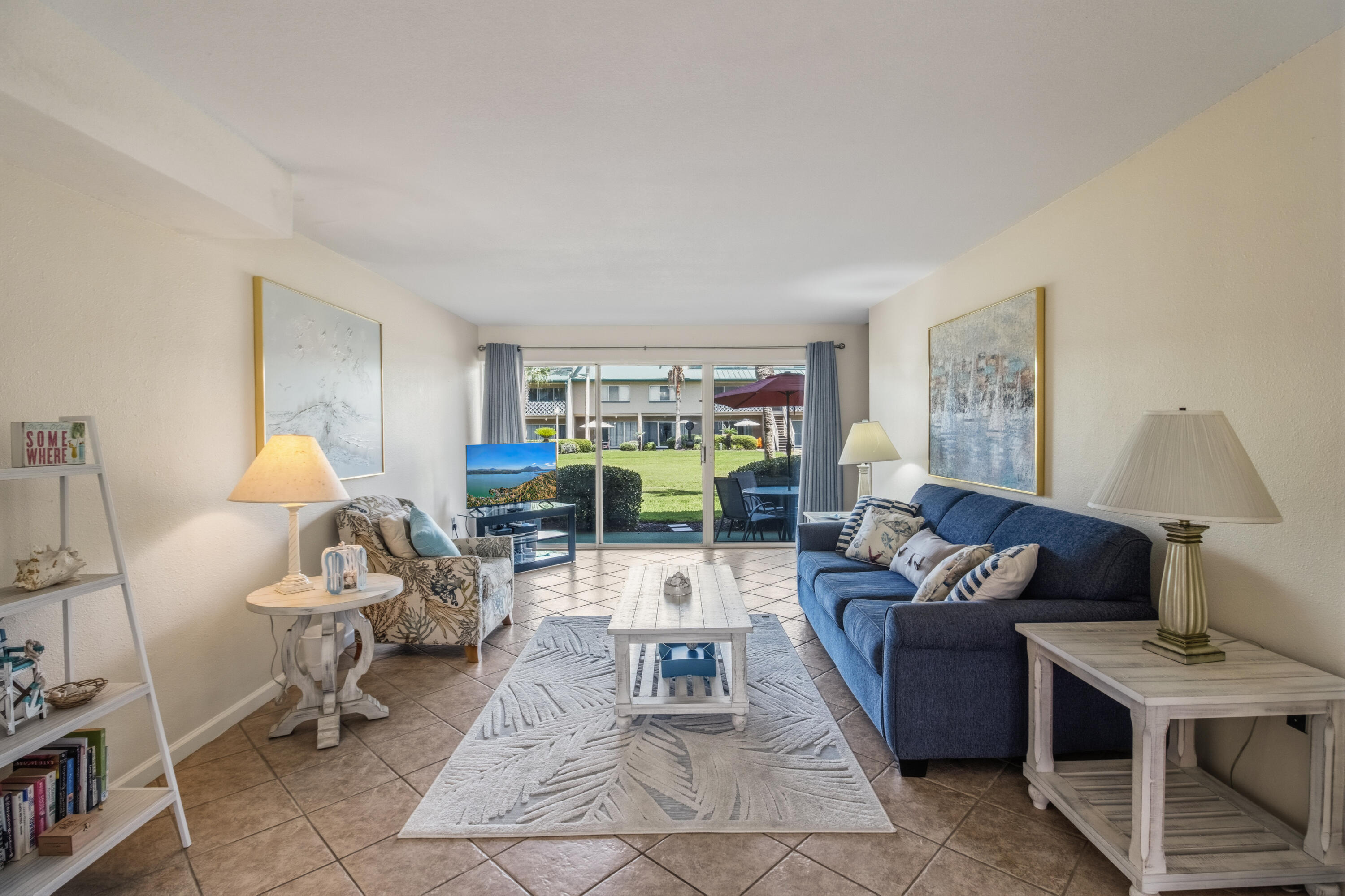 SEASPRAY CONDO - Residential