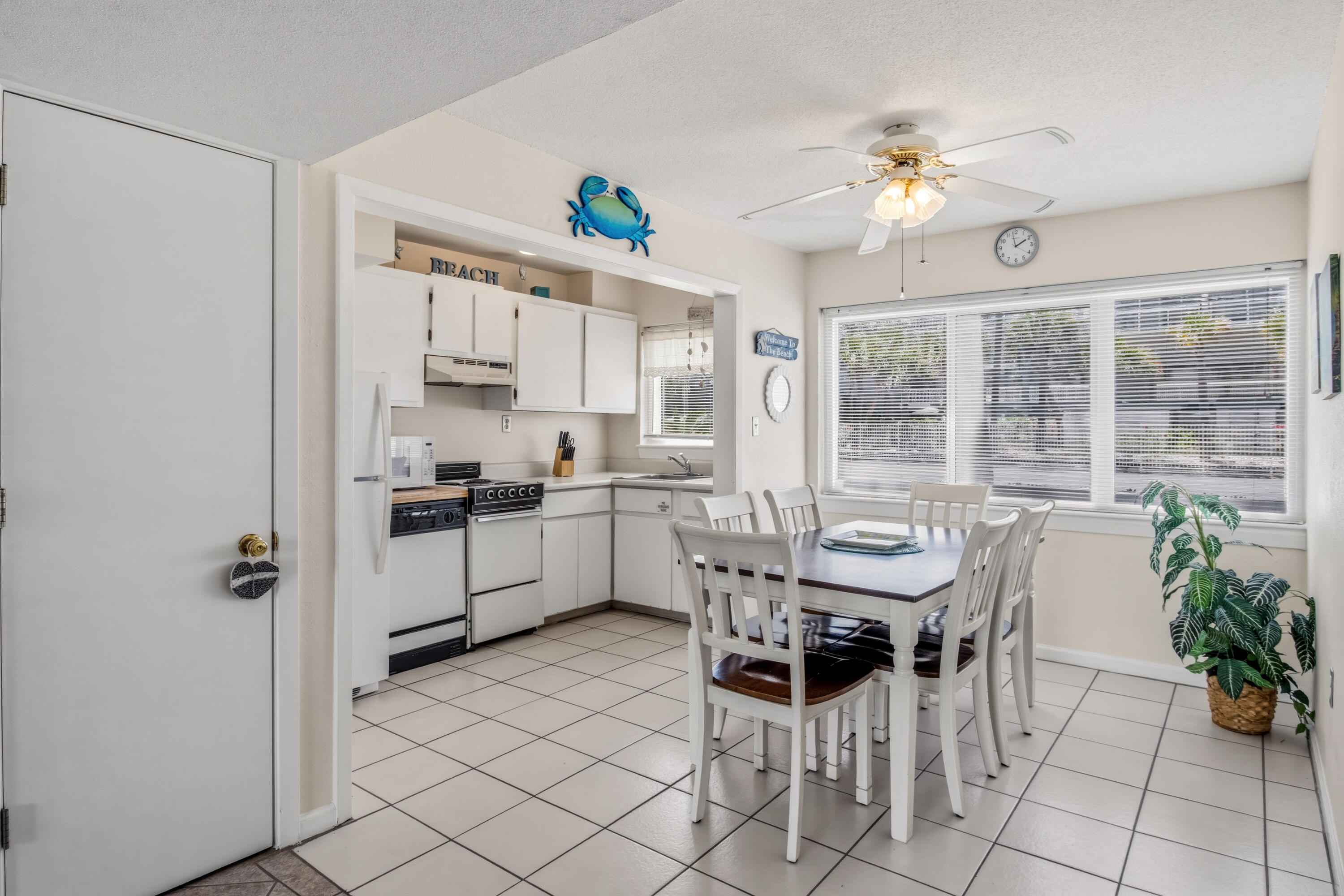 SEASPRAY CONDO - Residential
