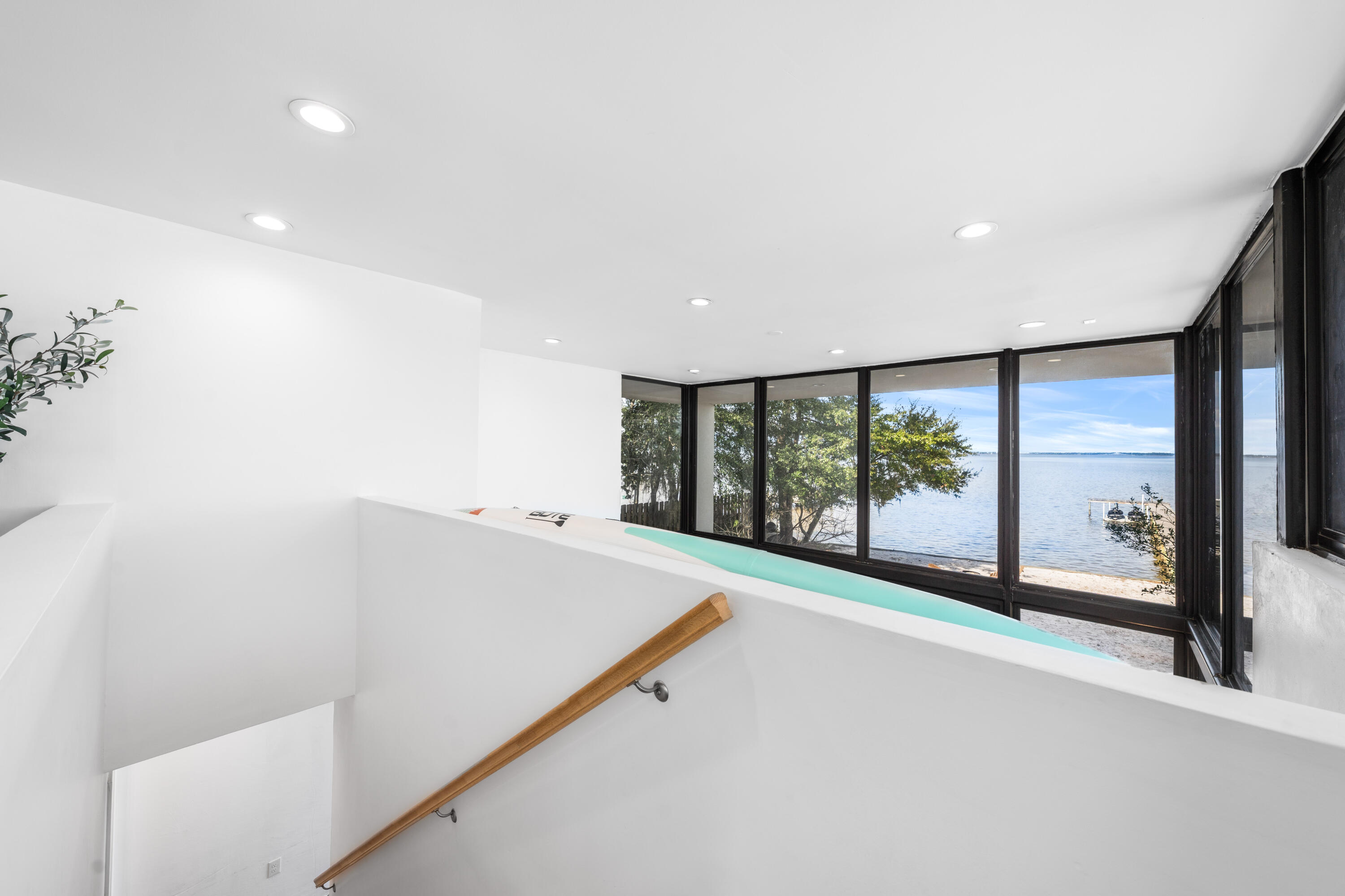 MAGNOLIA BEACH - Land