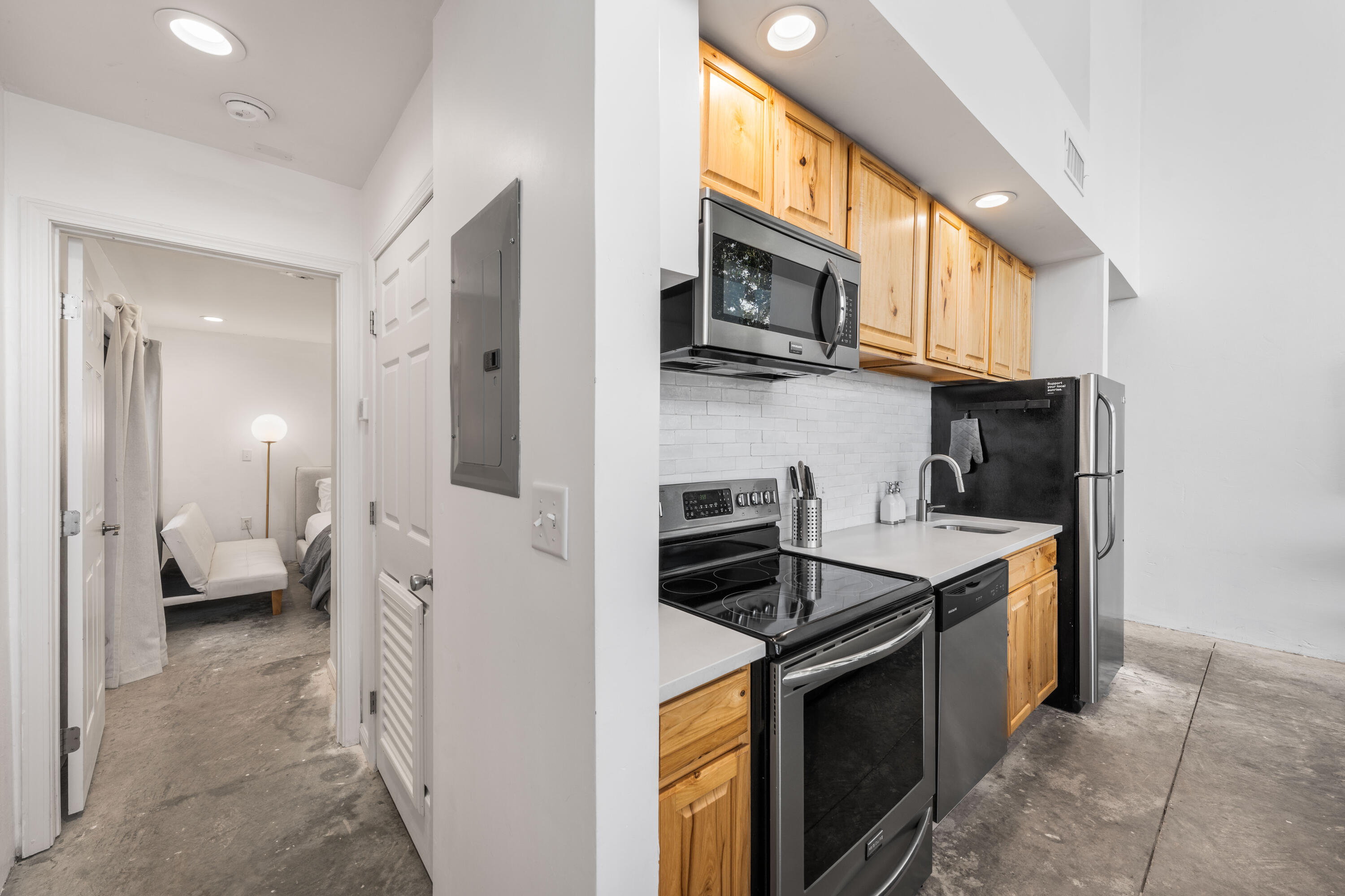 MAGNOLIA BEACH - Land