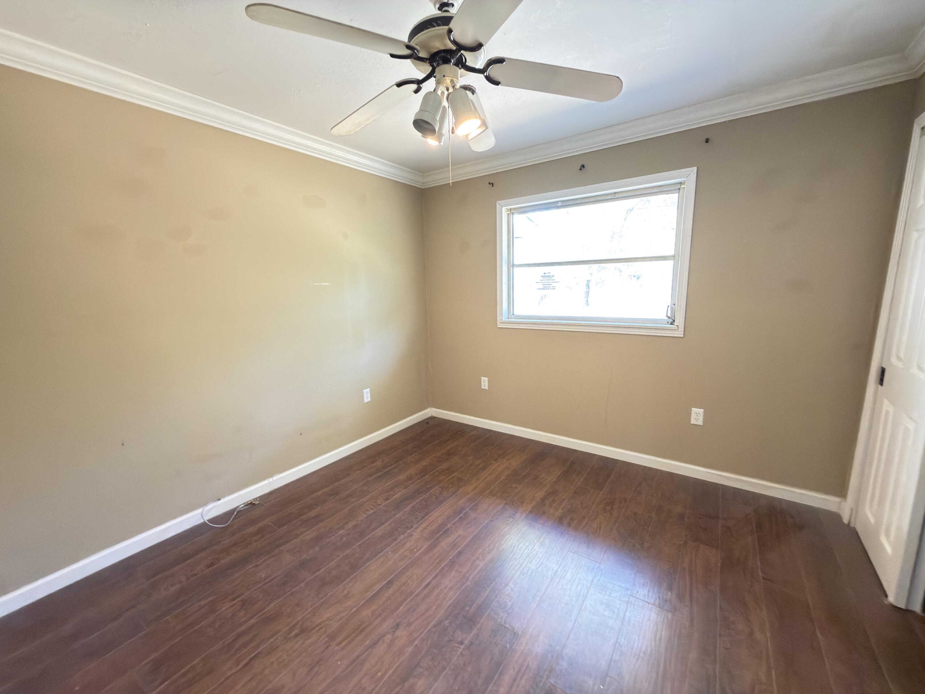 CRESTVIEW - Residential