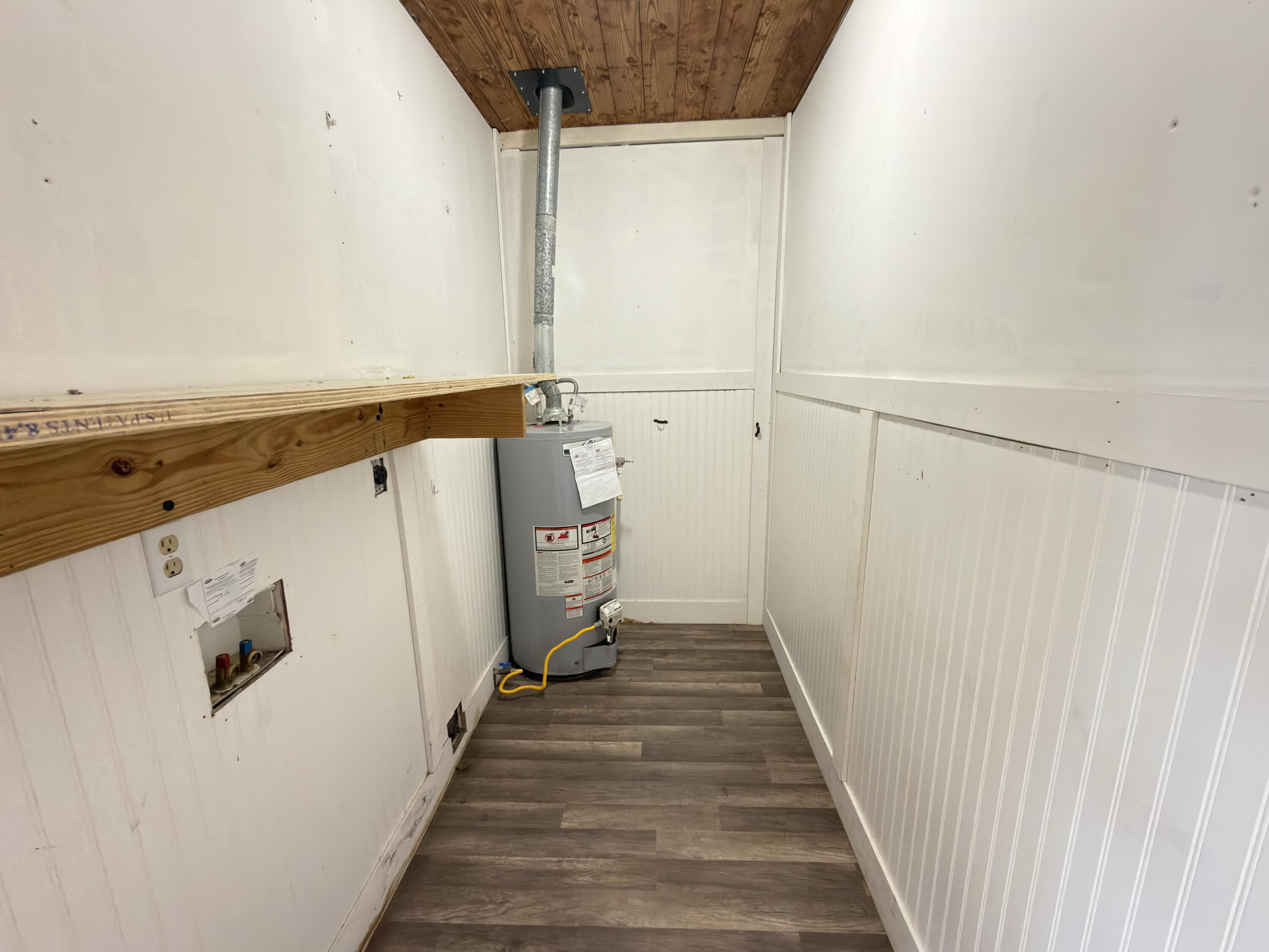 CRESTVIEW - Residential