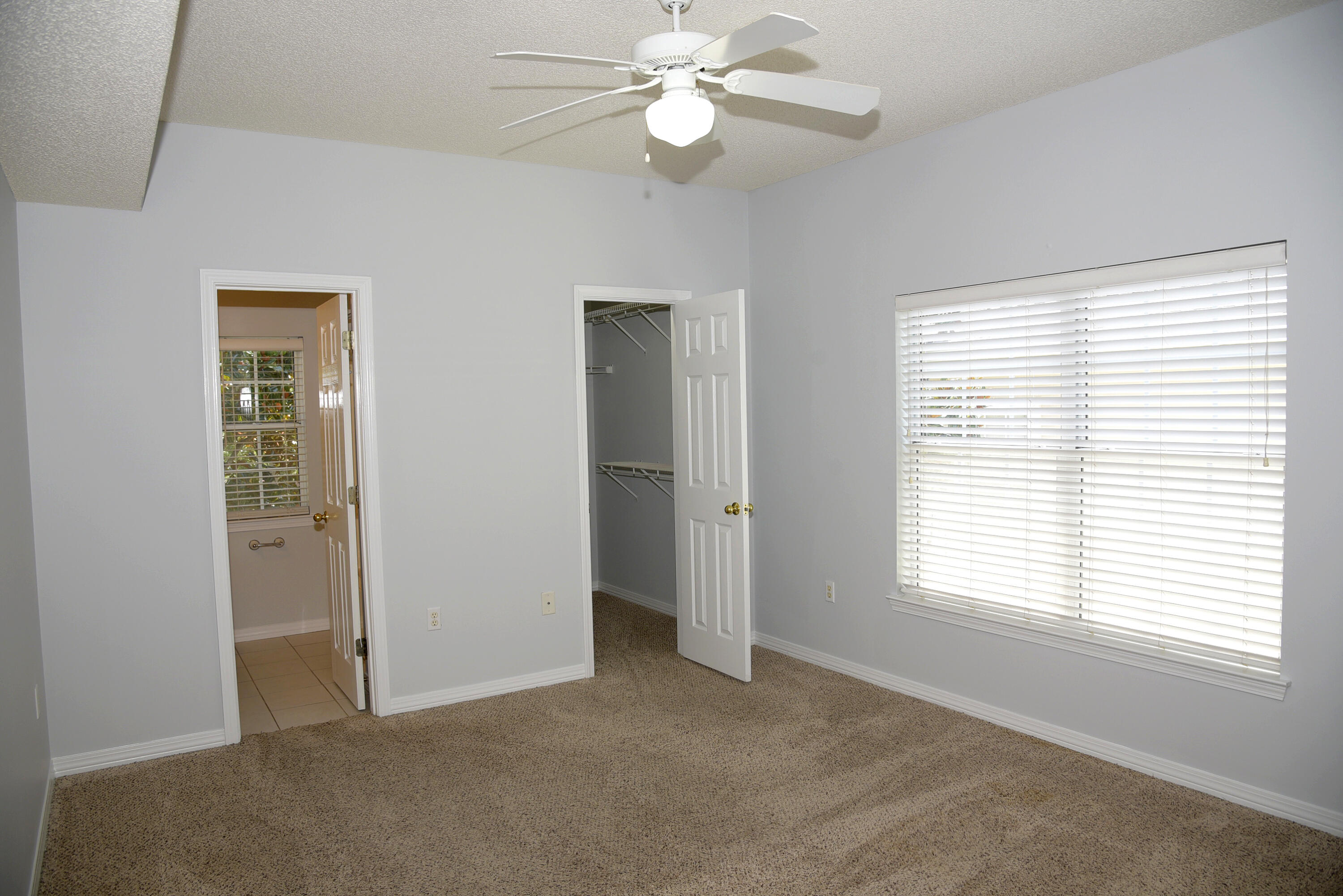 THE OAKS AT NICEVILLE - Residential