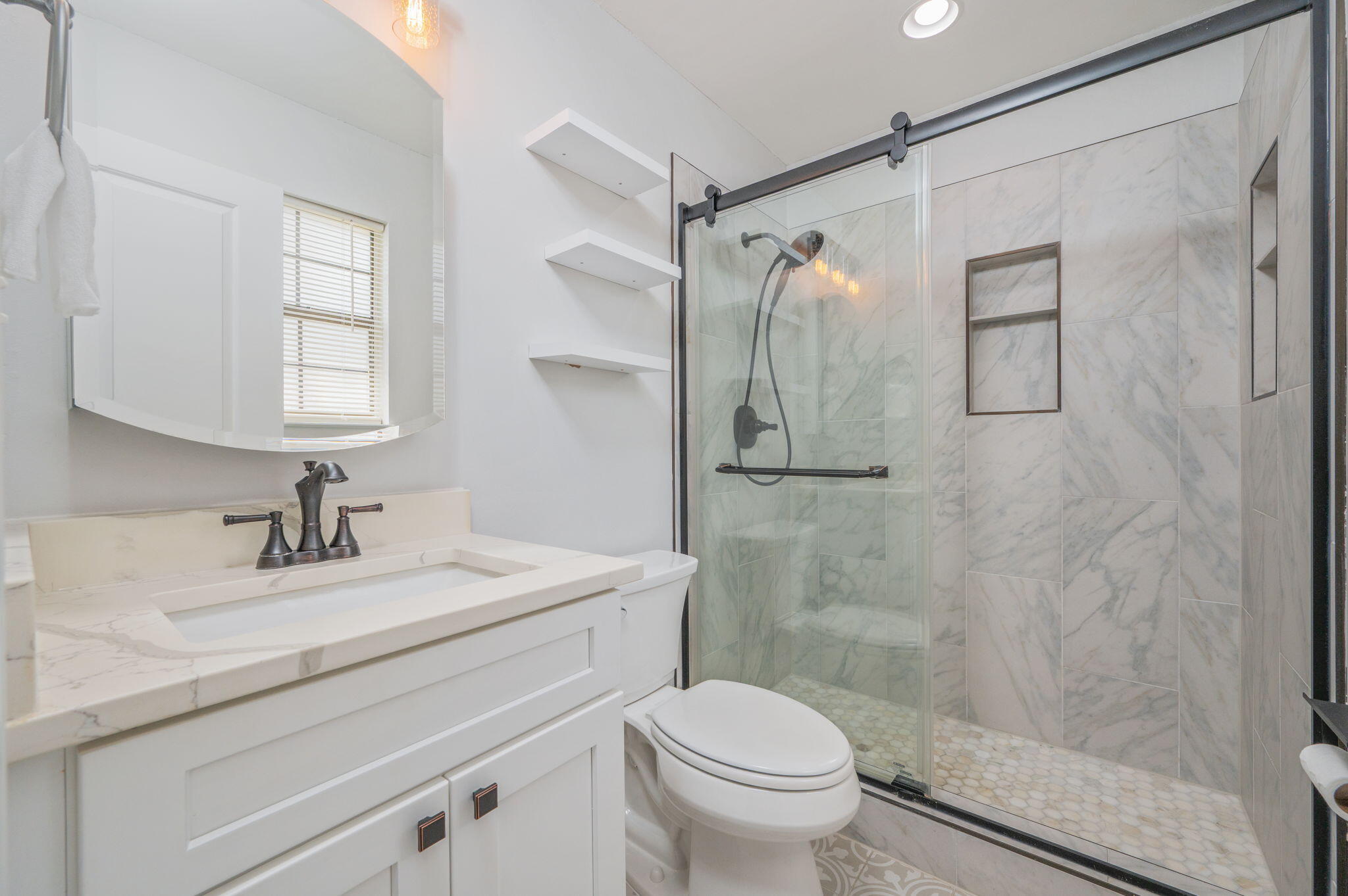 BAL ALEX ESTATES - Residential