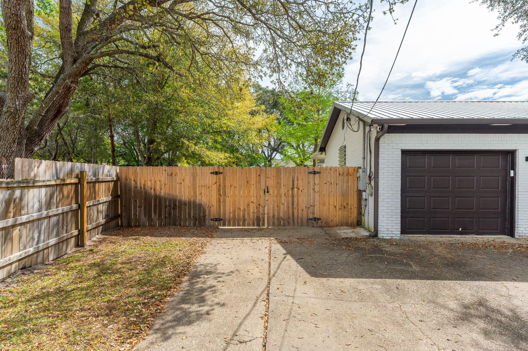 BAL ALEX ESTATES - Residential